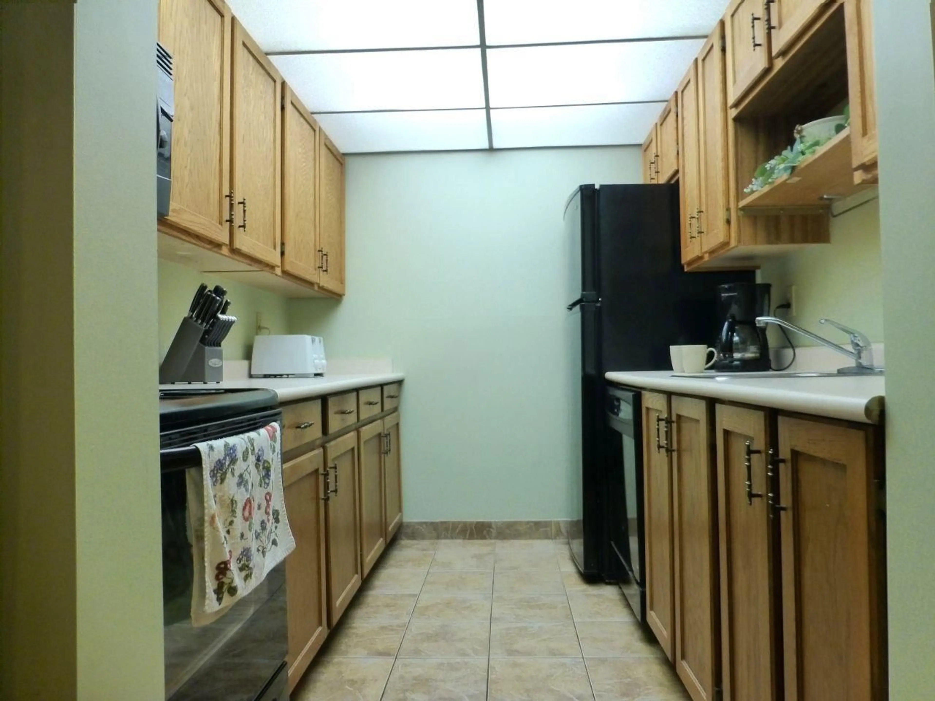 Standard kitchen, unknown for 2103 - 13819 100 AVENUE, Surrey British Columbia V3T5L1