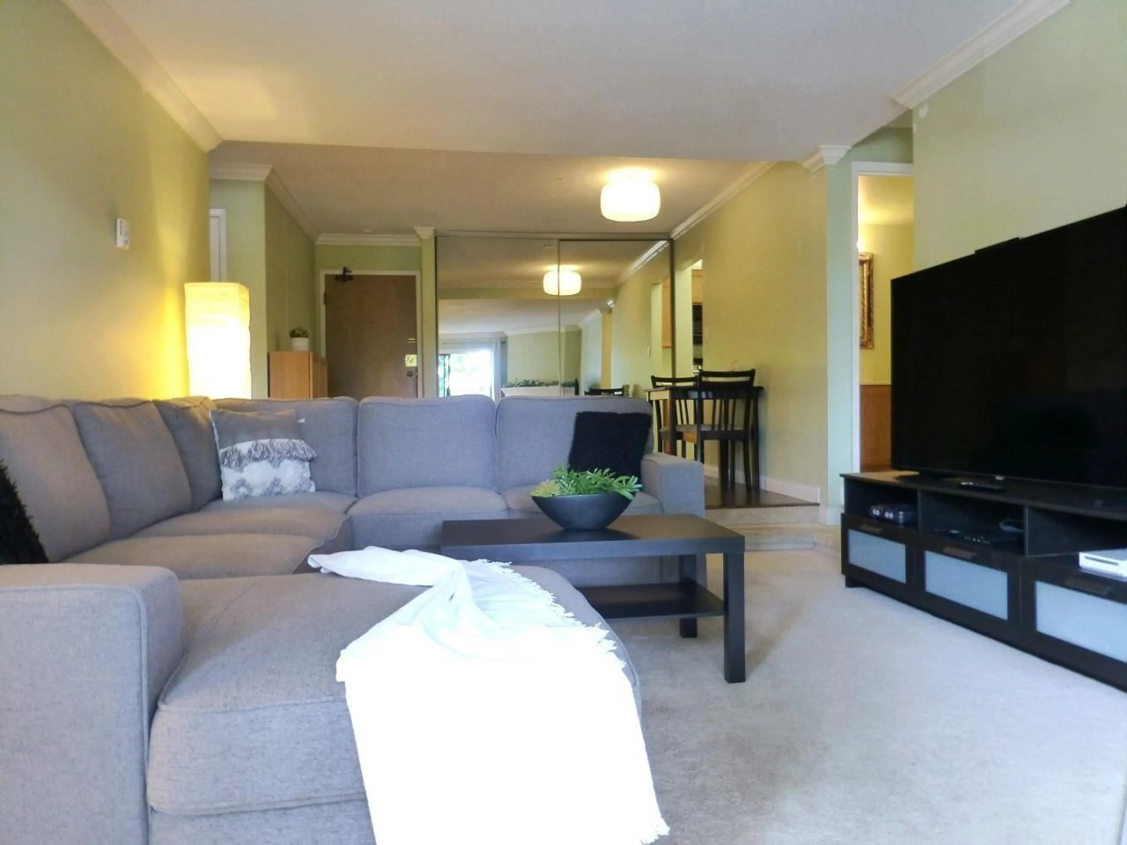 Living room with furniture, unknown for 2103 - 13819 100 AVENUE, Surrey British Columbia V3T5L1