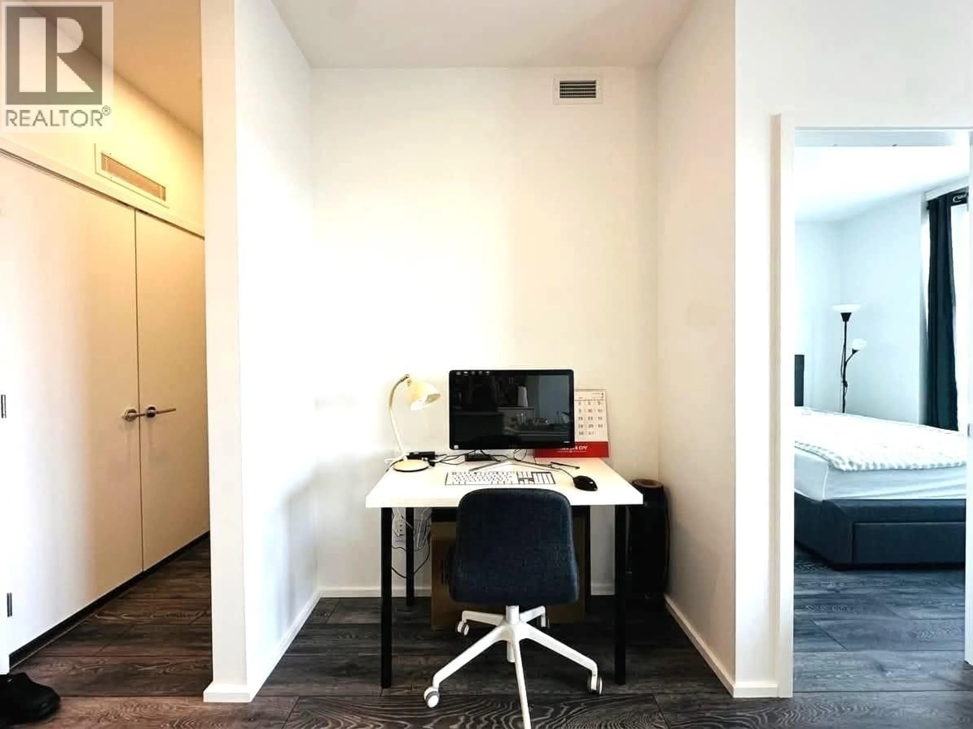 A pic of a room for 4203 - 4650 BRENTWOOD BOULEVARD, Burnaby British Columbia V5C0M3