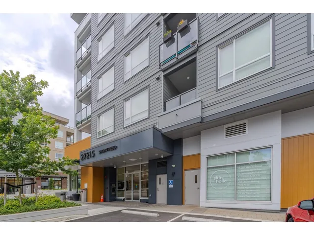 607 - 27215 ALDERGROVE TOWN CENTRE DRIVE, Langley 3