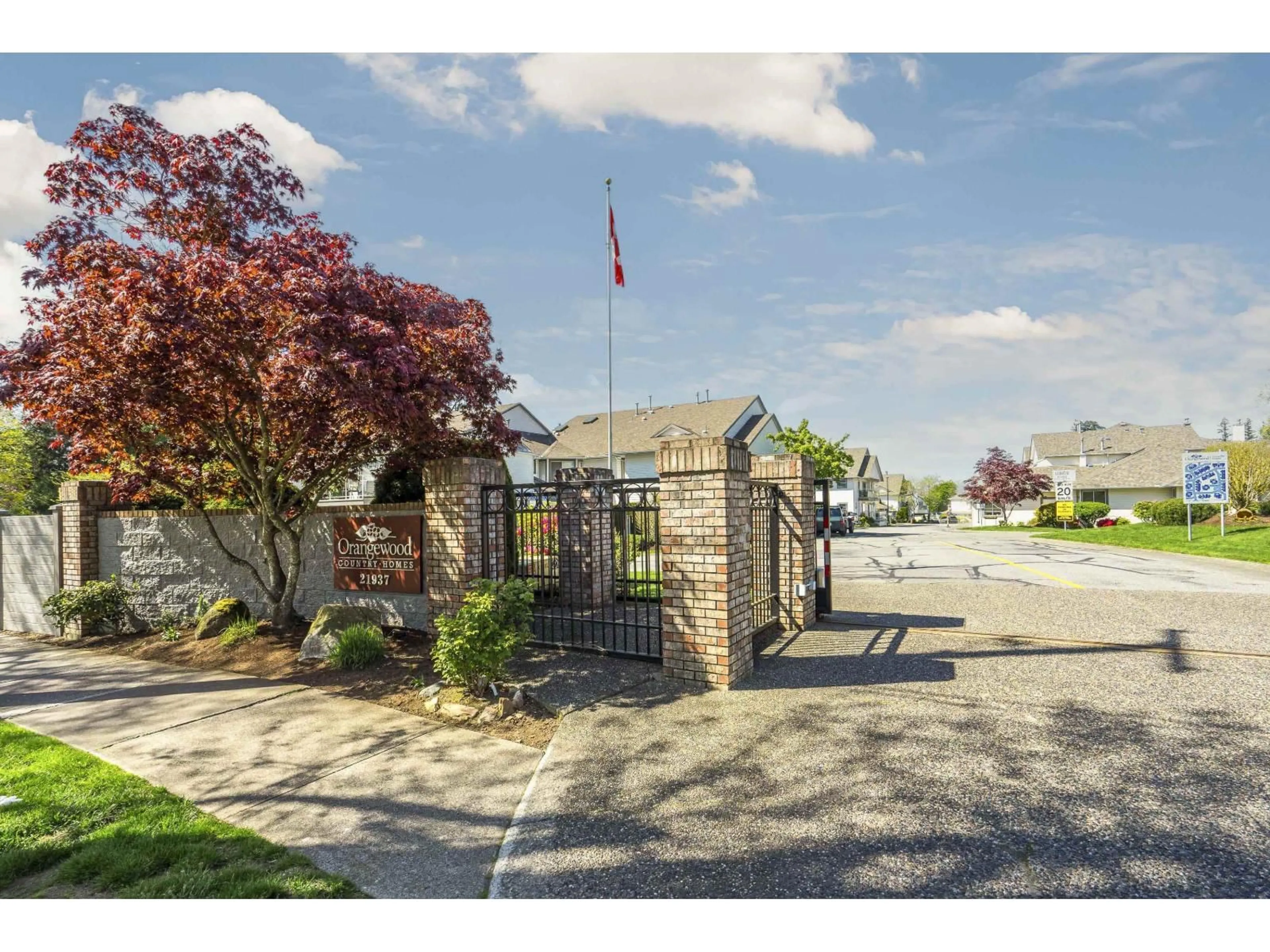 Unknown for 107 - 21937 48 AVENUE, Langley British Columbia V3A8C3