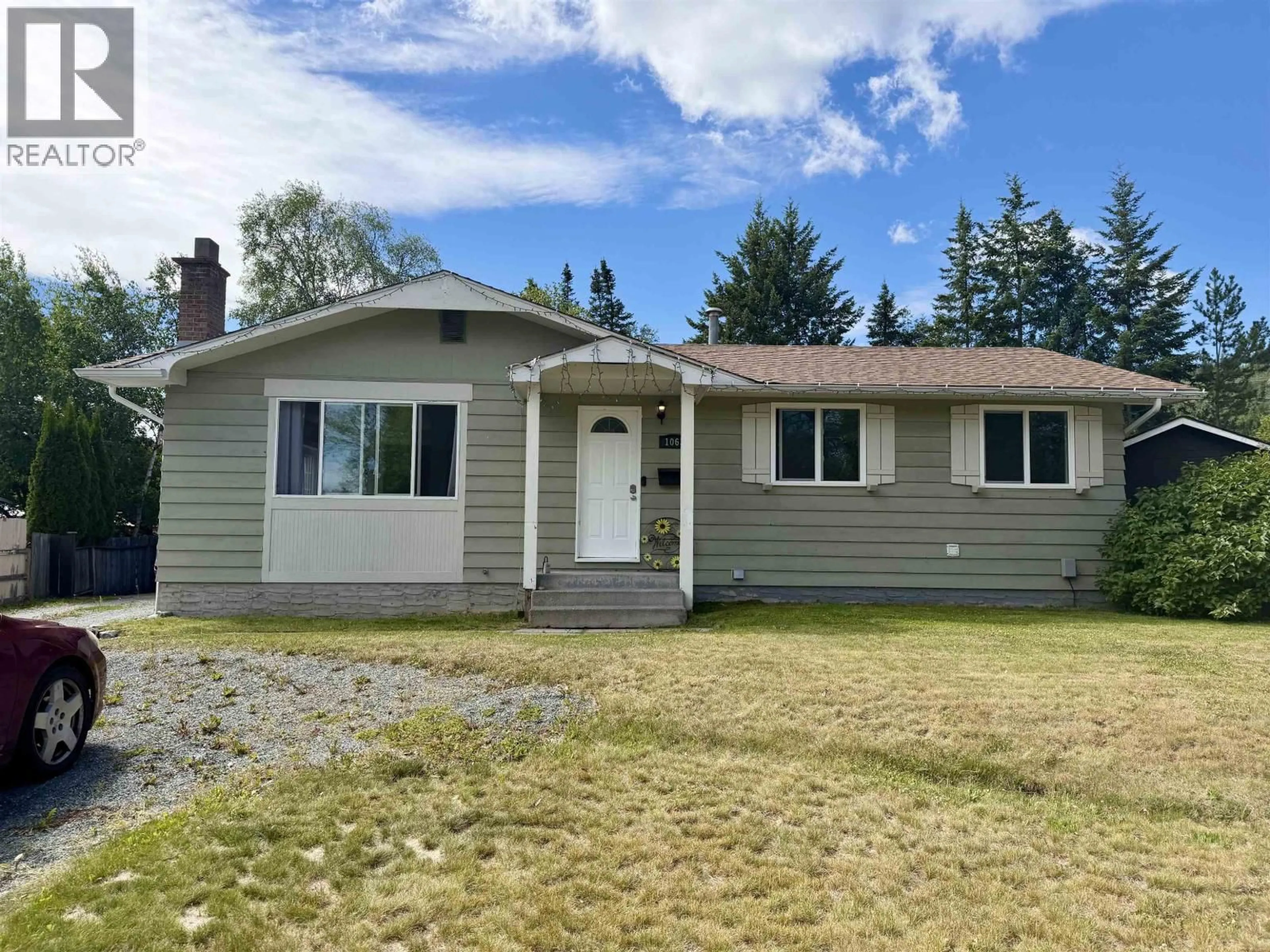Home with vinyl exterior material, street for 1063 NELSON CRESCENT, Prince George British Columbia V2M5A1