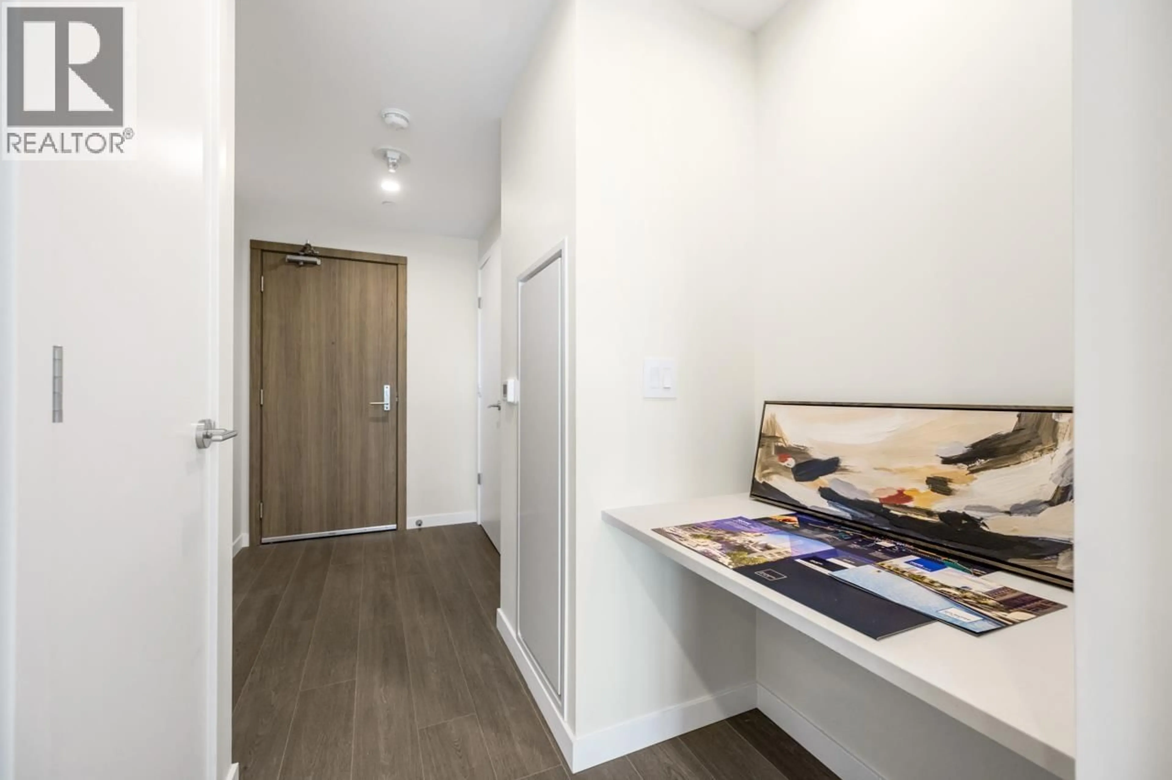 Unknown for 2804 - 4168 LOUGHEED HIGHWAY, Burnaby British Columbia V5C0N9