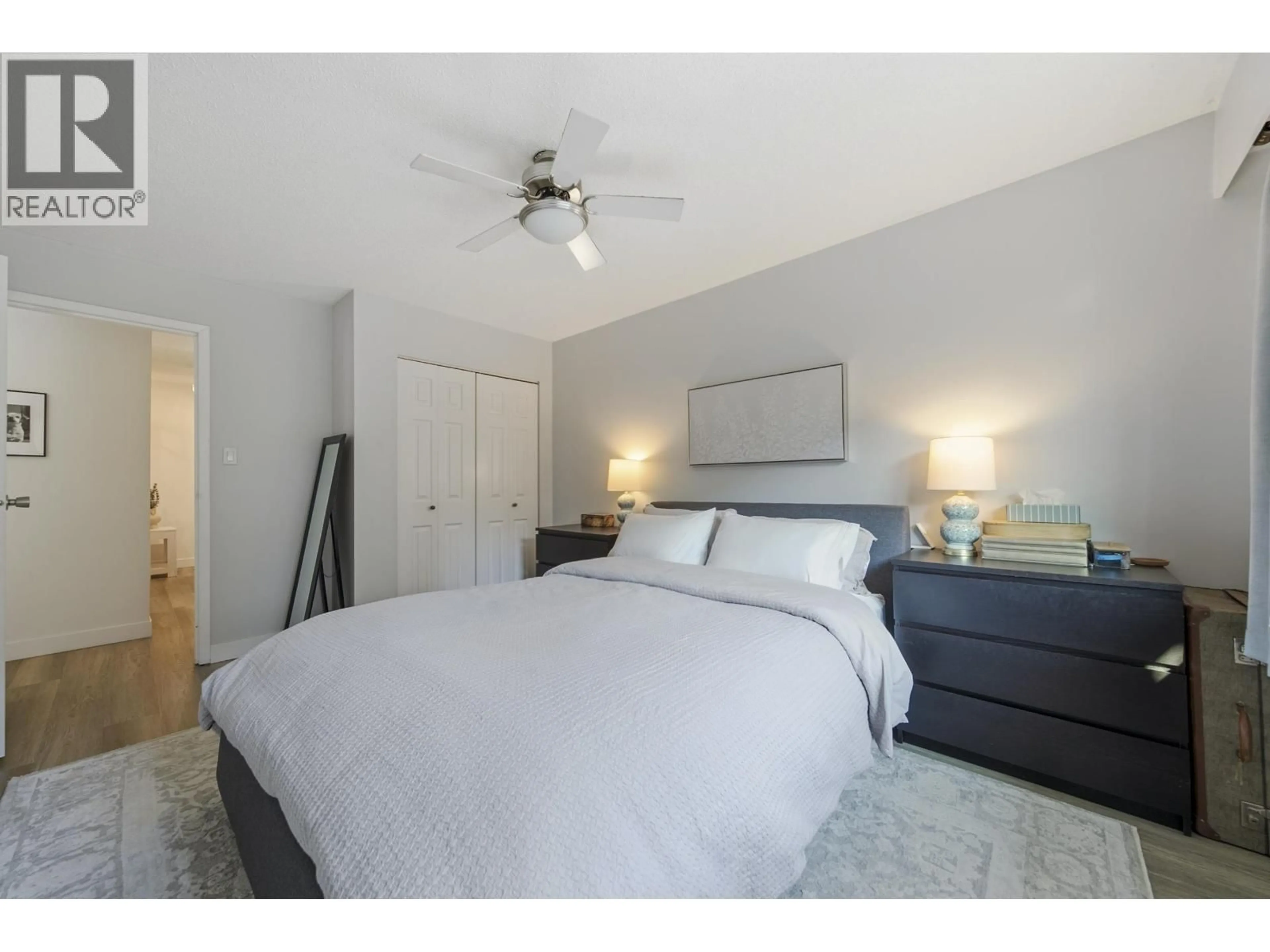 Bedroom with bed, unknown for 203 - 270 3RD STREET, North Vancouver British Columbia V7M1G1