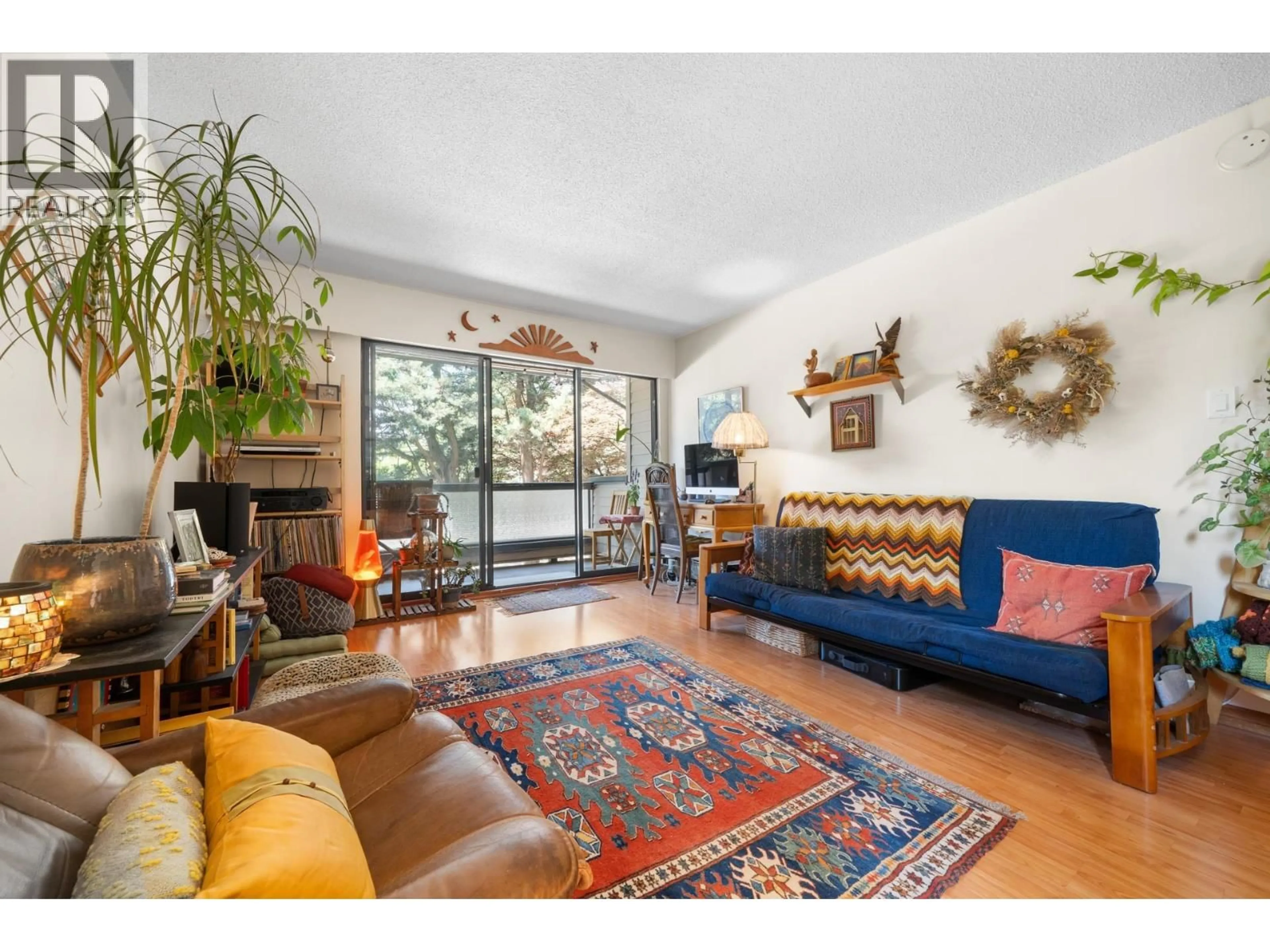 Living room with furniture, unknown for 214 - 2190 7TH AVENUE, Vancouver British Columbia V6K4K7