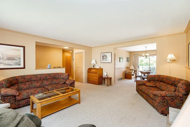 13852 MALABAR AVENUE, White Rock 5