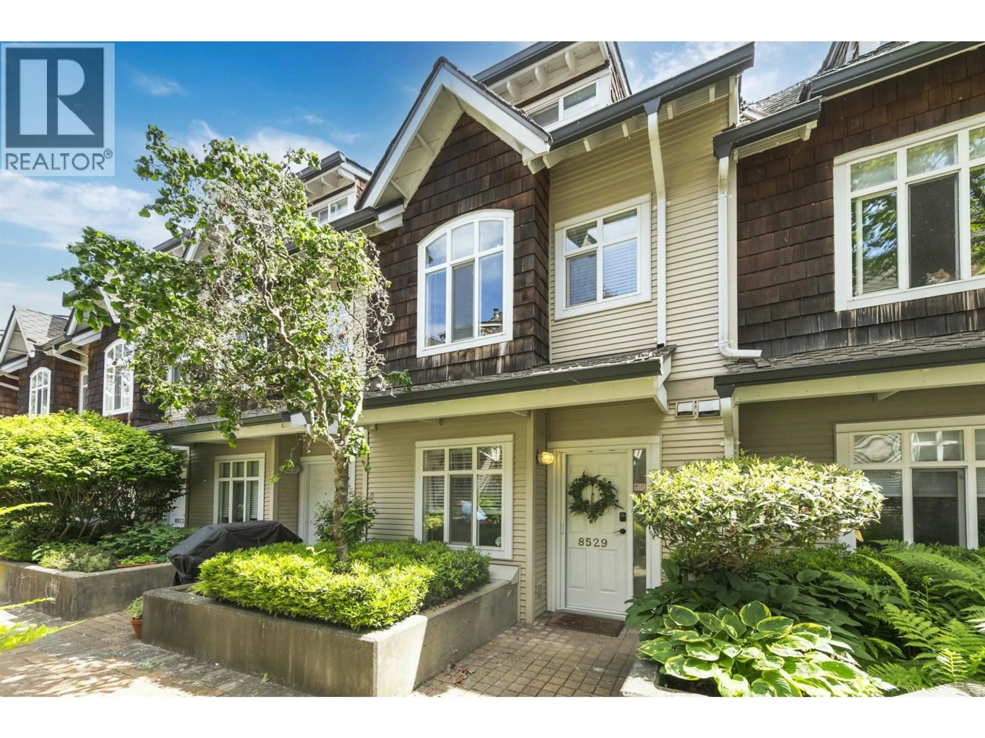 Unknown for 8529 JELLICOE STREET, Vancouver British Columbia V5S4T5