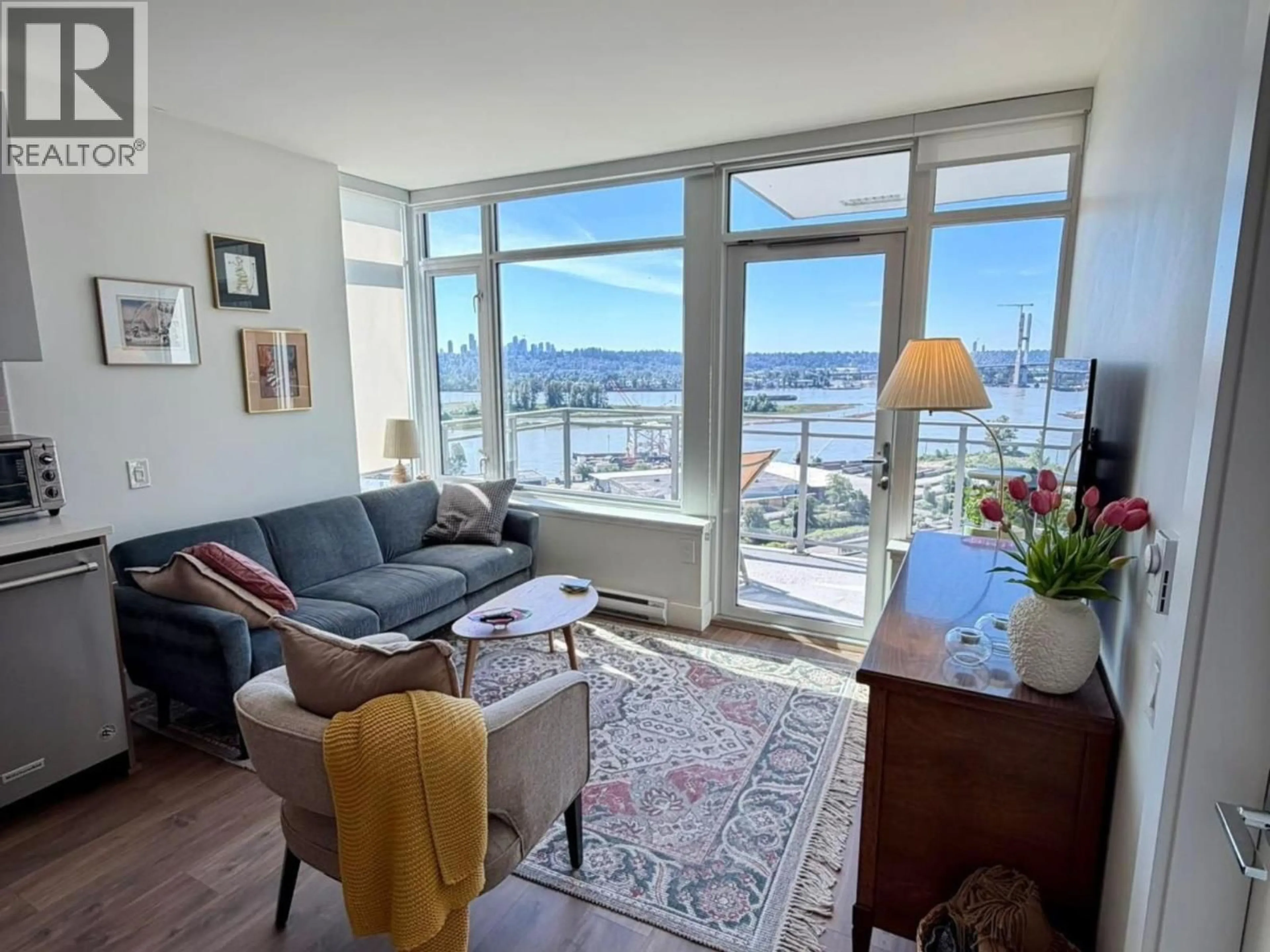 Living room with furniture, unknown for 1609 - 258 NELSON'S COURT, New Westminster British Columbia V3L0J9