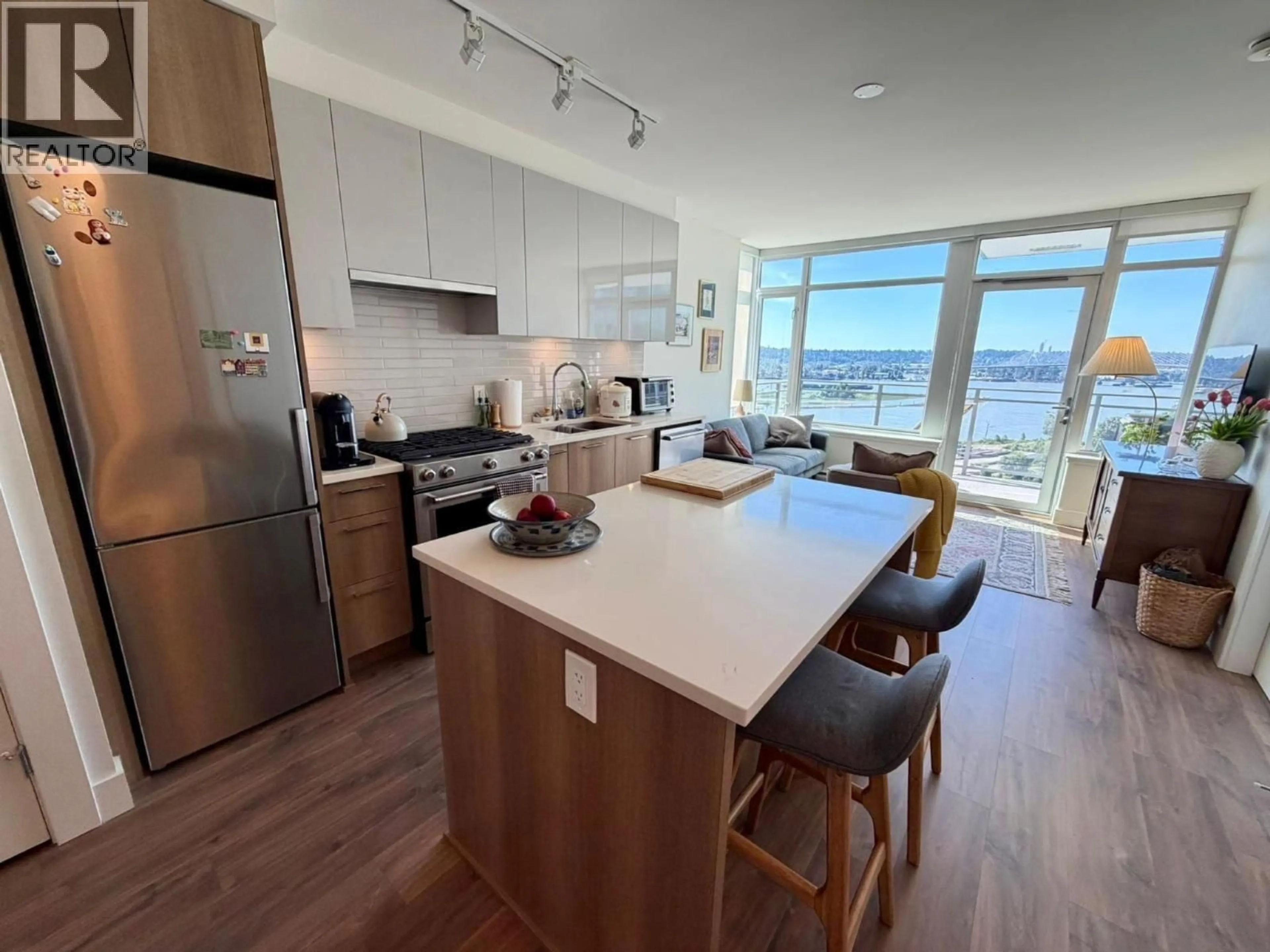 Open concept kitchen, unknown for 1609 - 258 NELSON'S COURT, New Westminster British Columbia V3L0J9