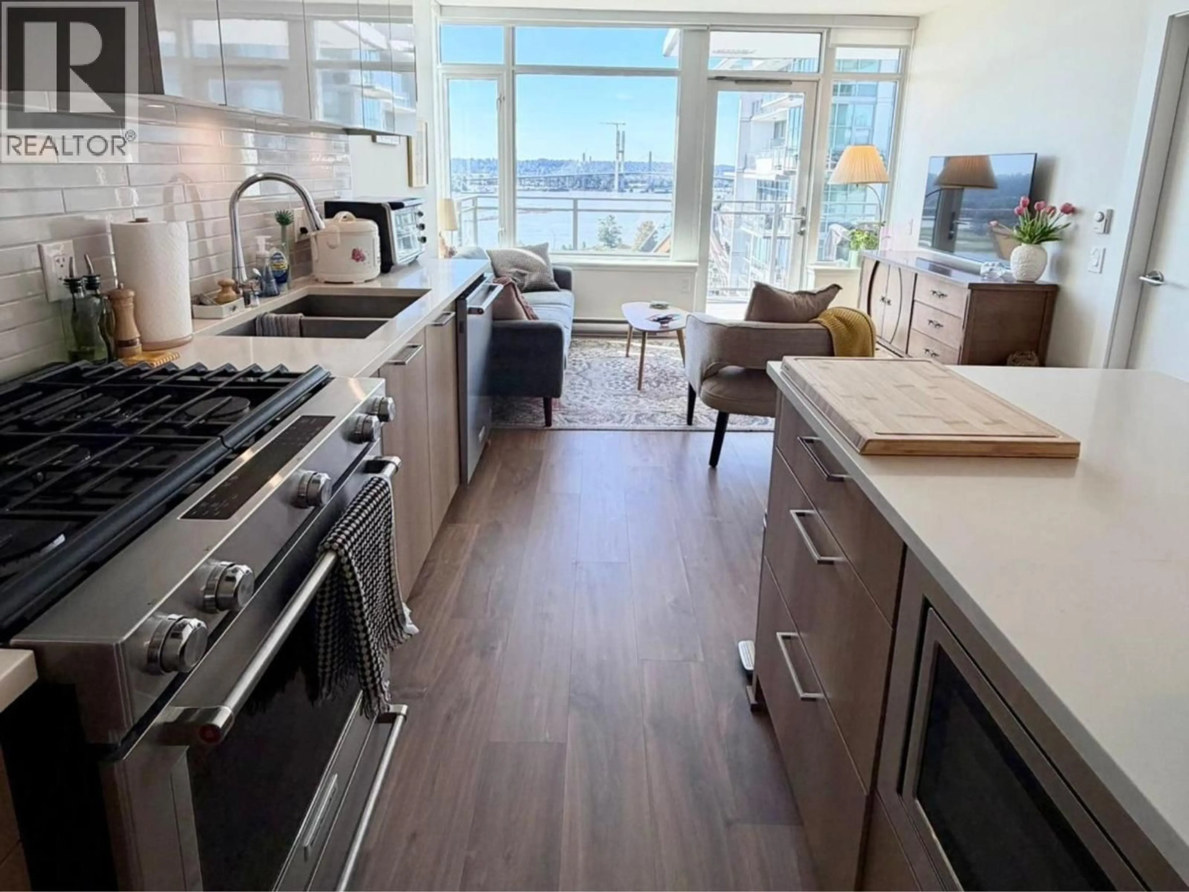 Open concept kitchen, unknown for 1609 - 258 NELSON'S COURT, New Westminster British Columbia V3L0J9