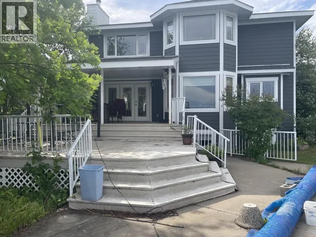 5524 MINNAKER CRESCENT, Fort Nelson 2