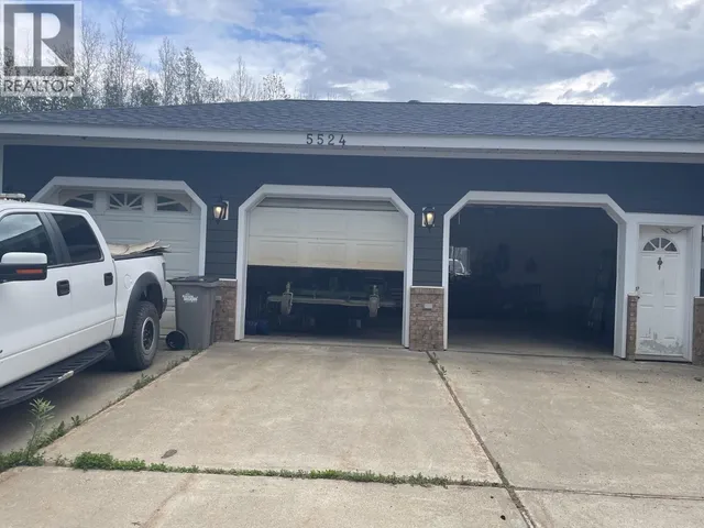 5524 MINNAKER CRESCENT, Fort Nelson 4