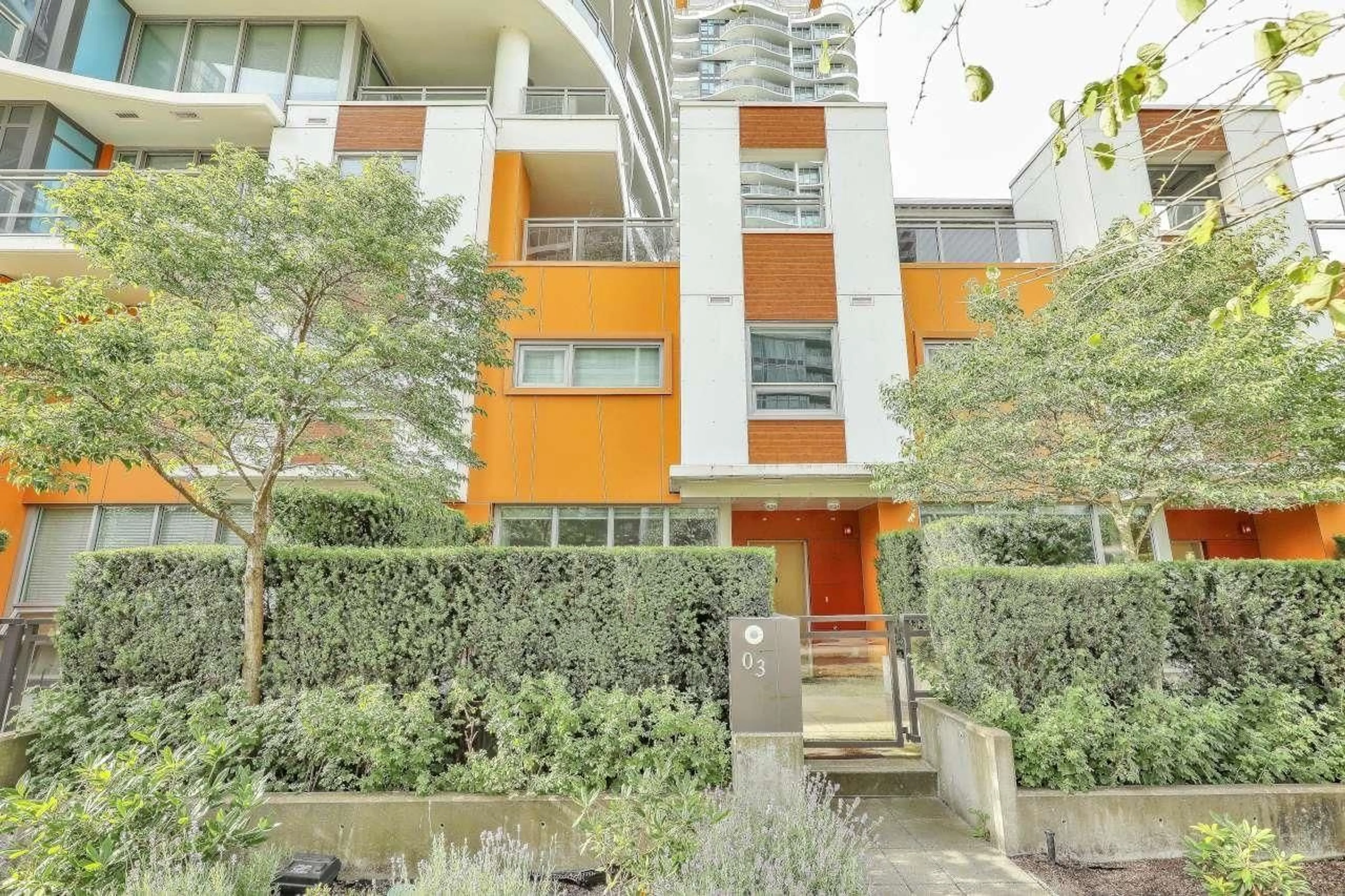 Patio, street for TH3 - 13303 CENTRAL AVENUE, Surrey British Columbia V3T0K6