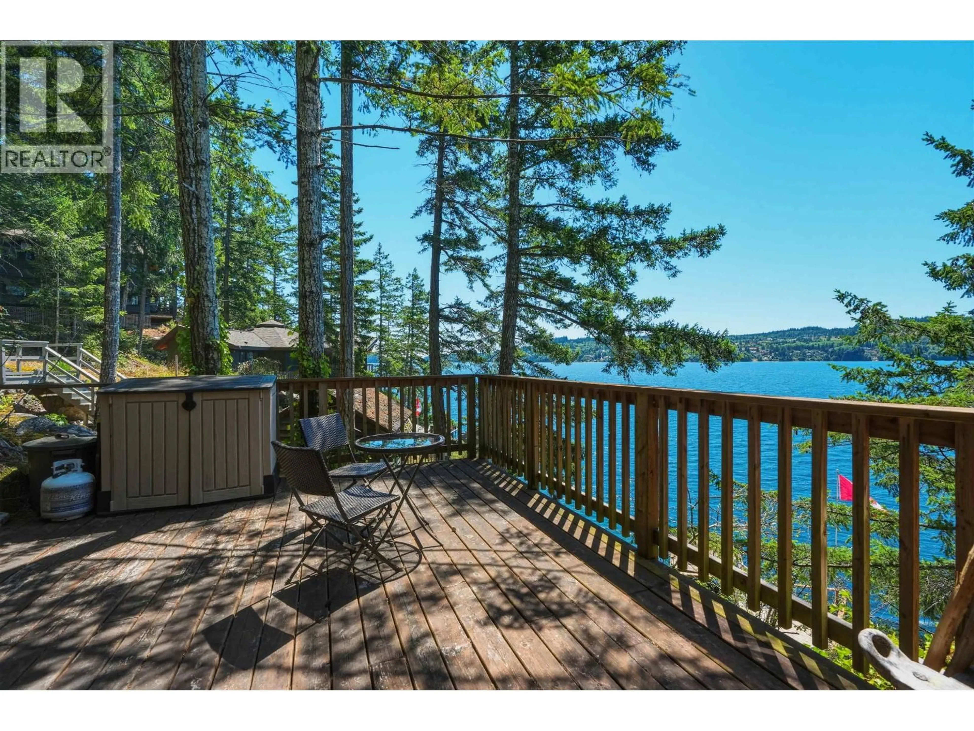 Patio, water/lake/river/ocean view for 6075 CORACLE DRIVE, Sechelt British Columbia V7Z0C9