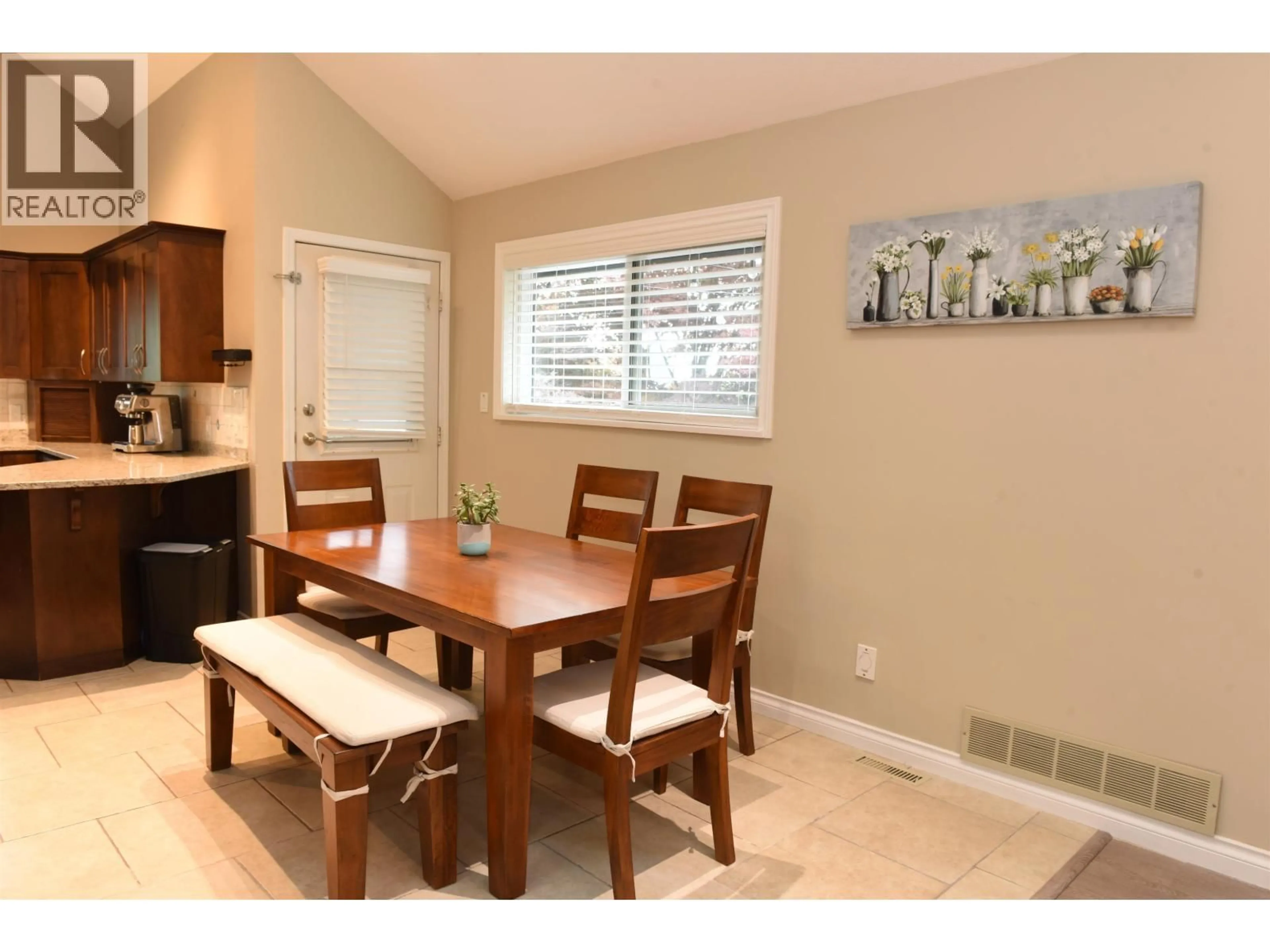 Dining room, wood/laminate floor for 2220 PAULUS CRESCENT, Burnaby British Columbia V5A2M4