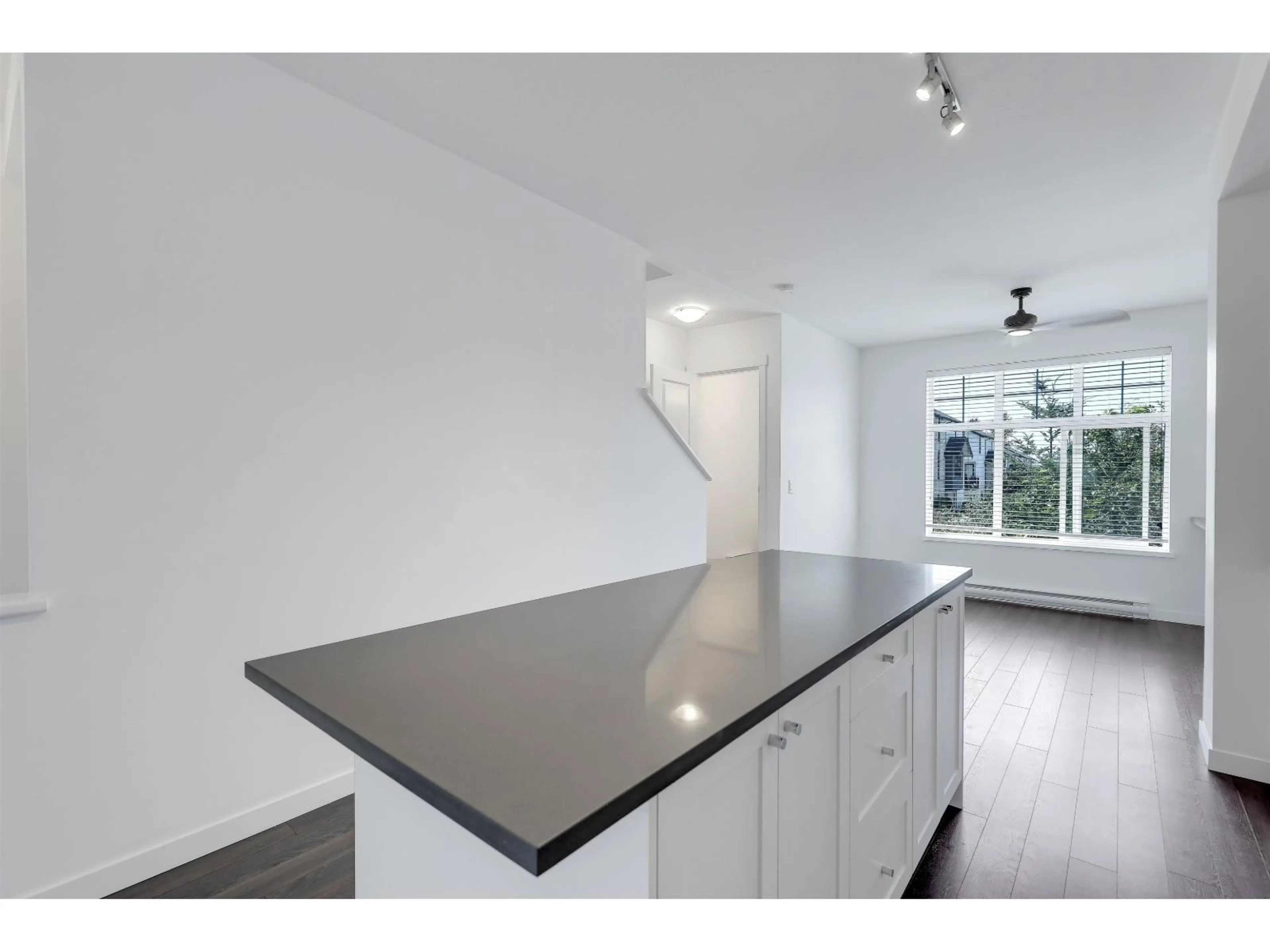 Open concept kitchen, unknown for 49 - 16678 25 AVENUE, Surrey British Columbia V3Z0Z2