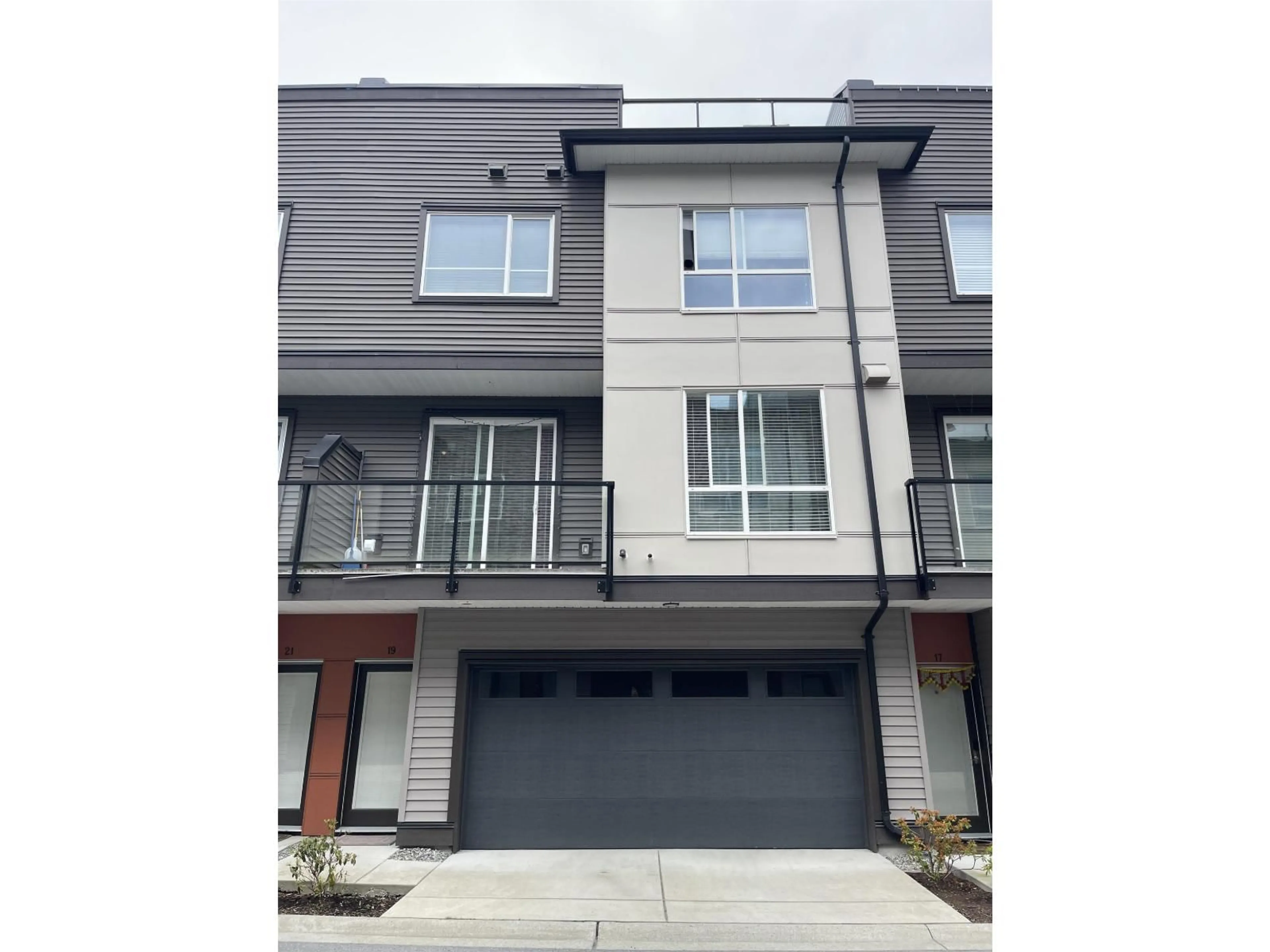 Unknown for 19 - 7288 188 STREET, Surrey British Columbia V4N6W3