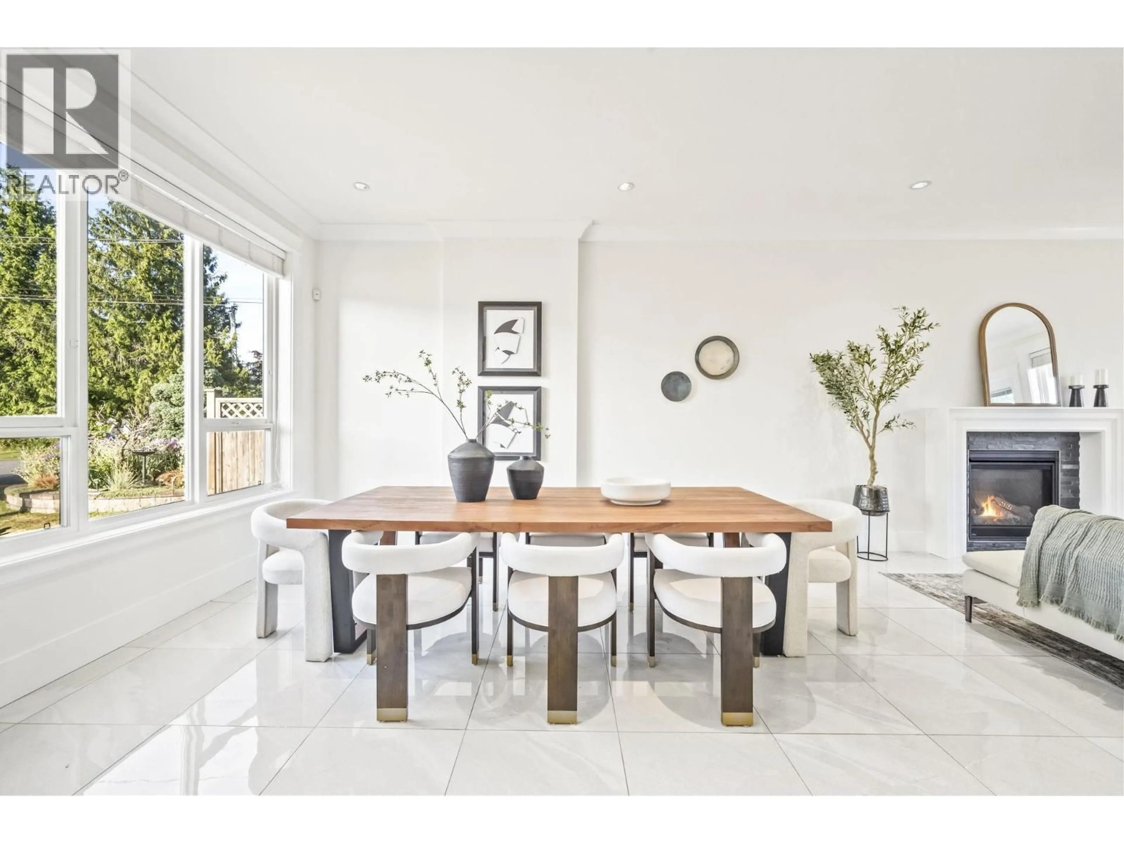 Dining room, ceramic/tile floor for 6114 49B AVENUE, Delta British Columbia V4K1Z8