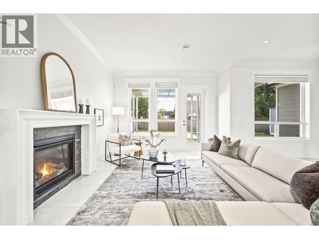 6114 49B AVENUE, Delta 5