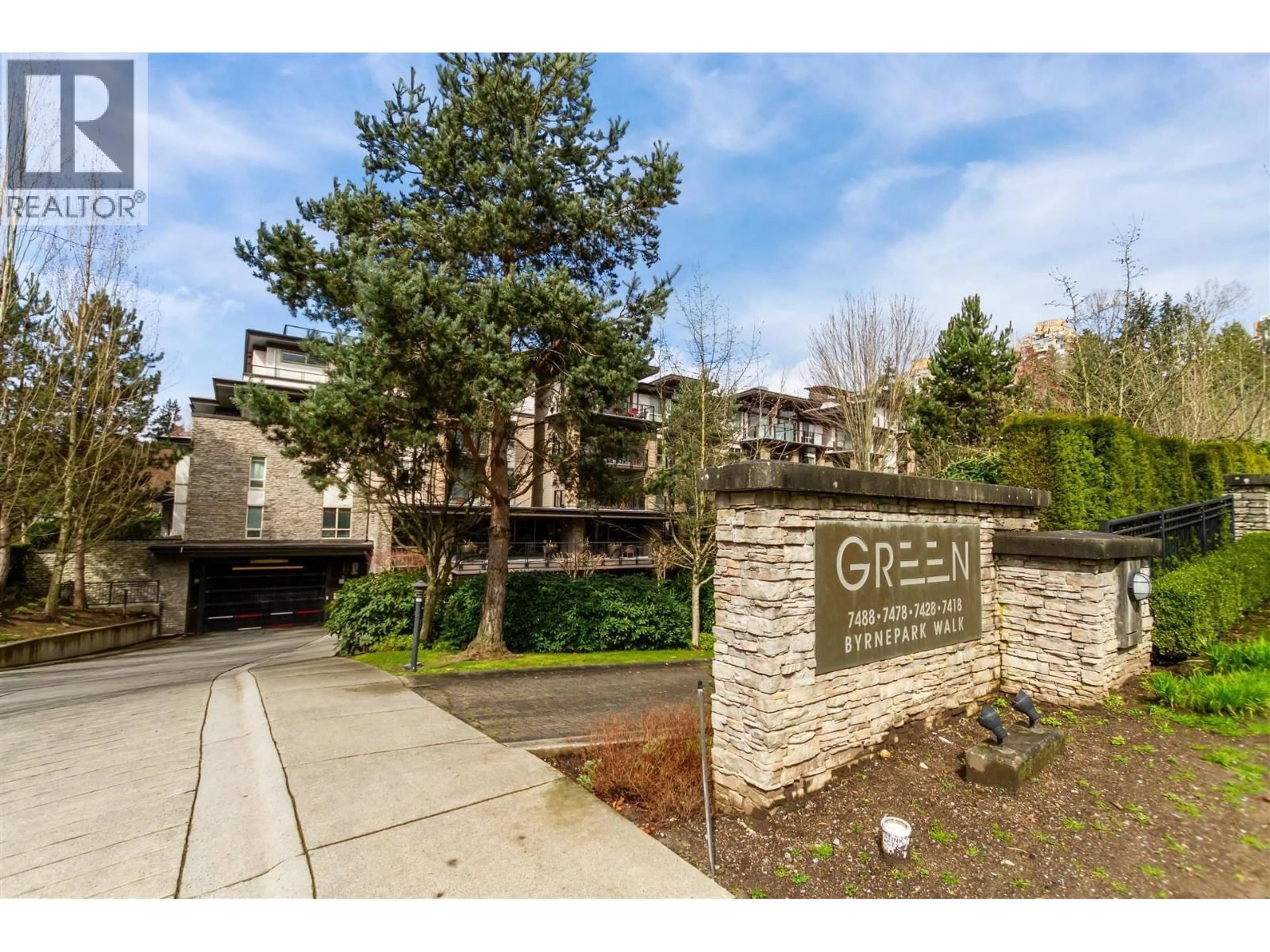 Unknown for 106 - 7428 BYRNEPARK WALK, Burnaby British Columbia V3N0B4