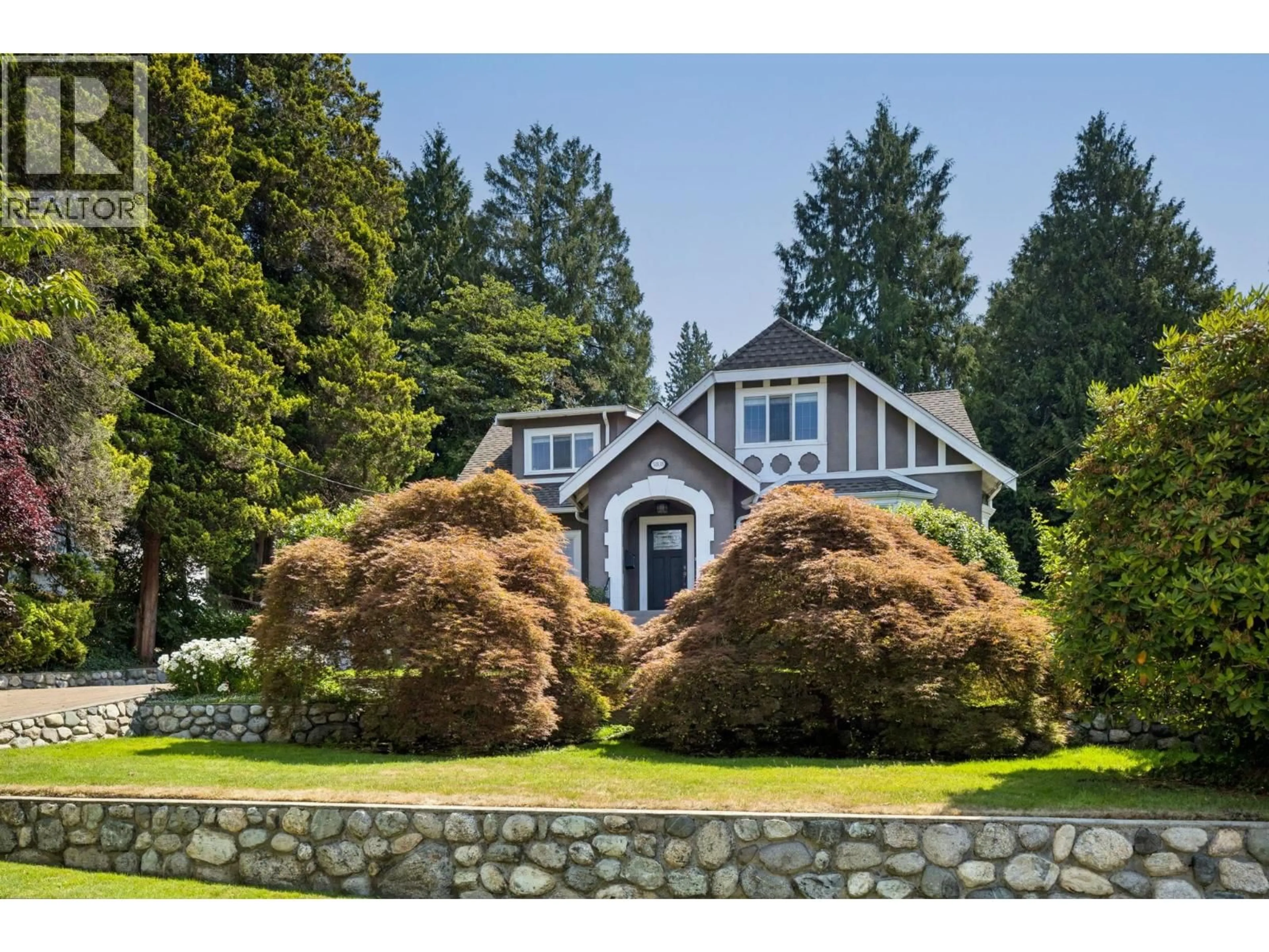 Home with vinyl exterior material, unknown for 5808 OLYMPIC STREET, Vancouver British Columbia V6N1Z6
