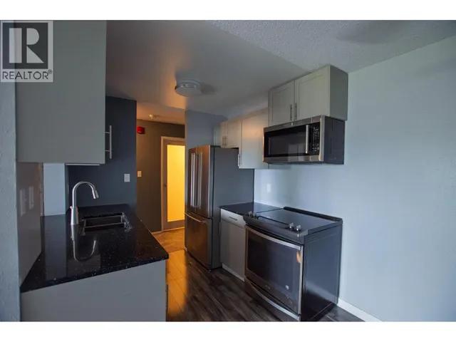 215 - 392 KILLOREN CRESCENT, Prince George 4