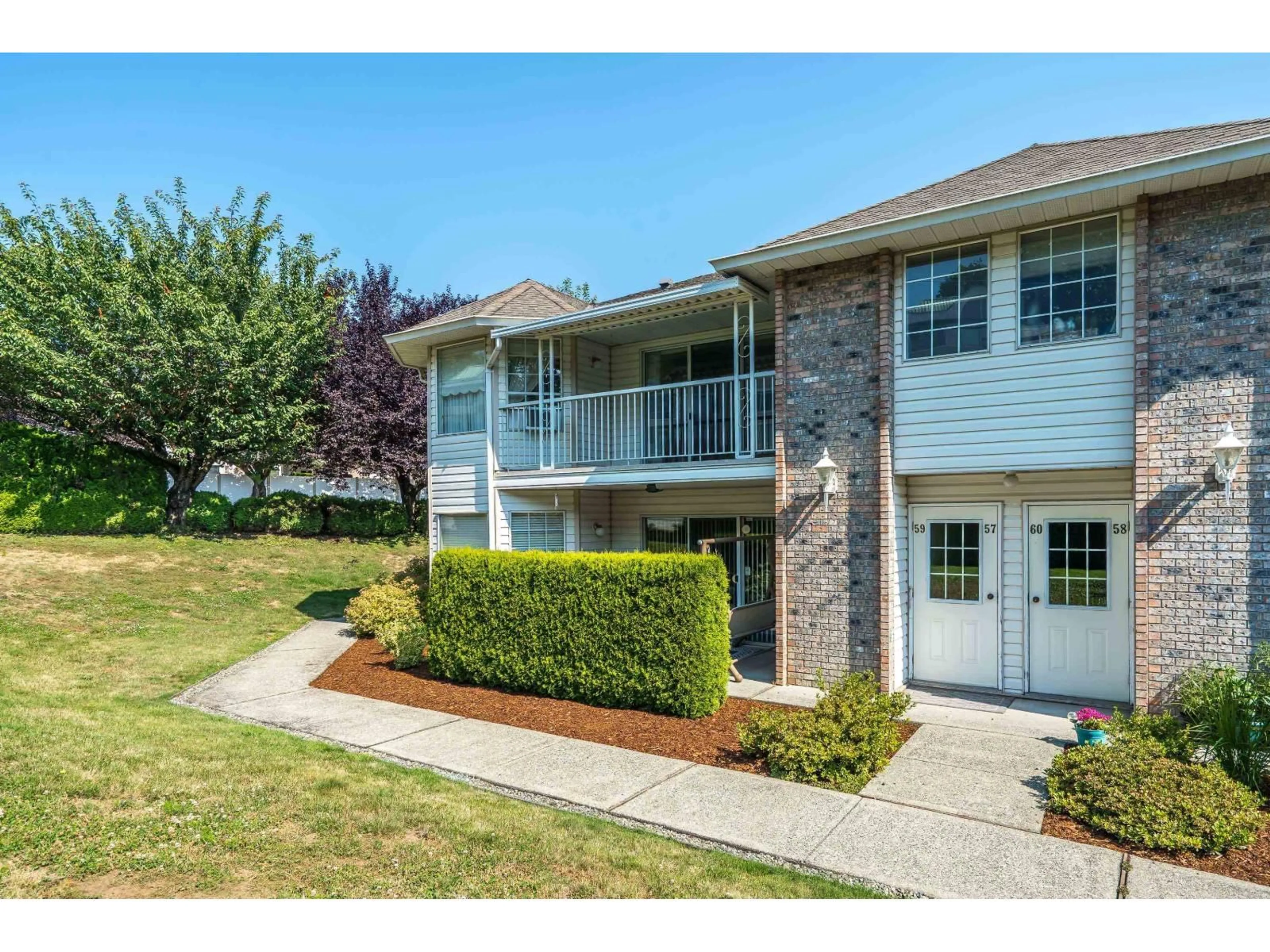 Unknown for 60 - 2938 TRAFALGAR STREET, Abbotsford British Columbia V6K2W6