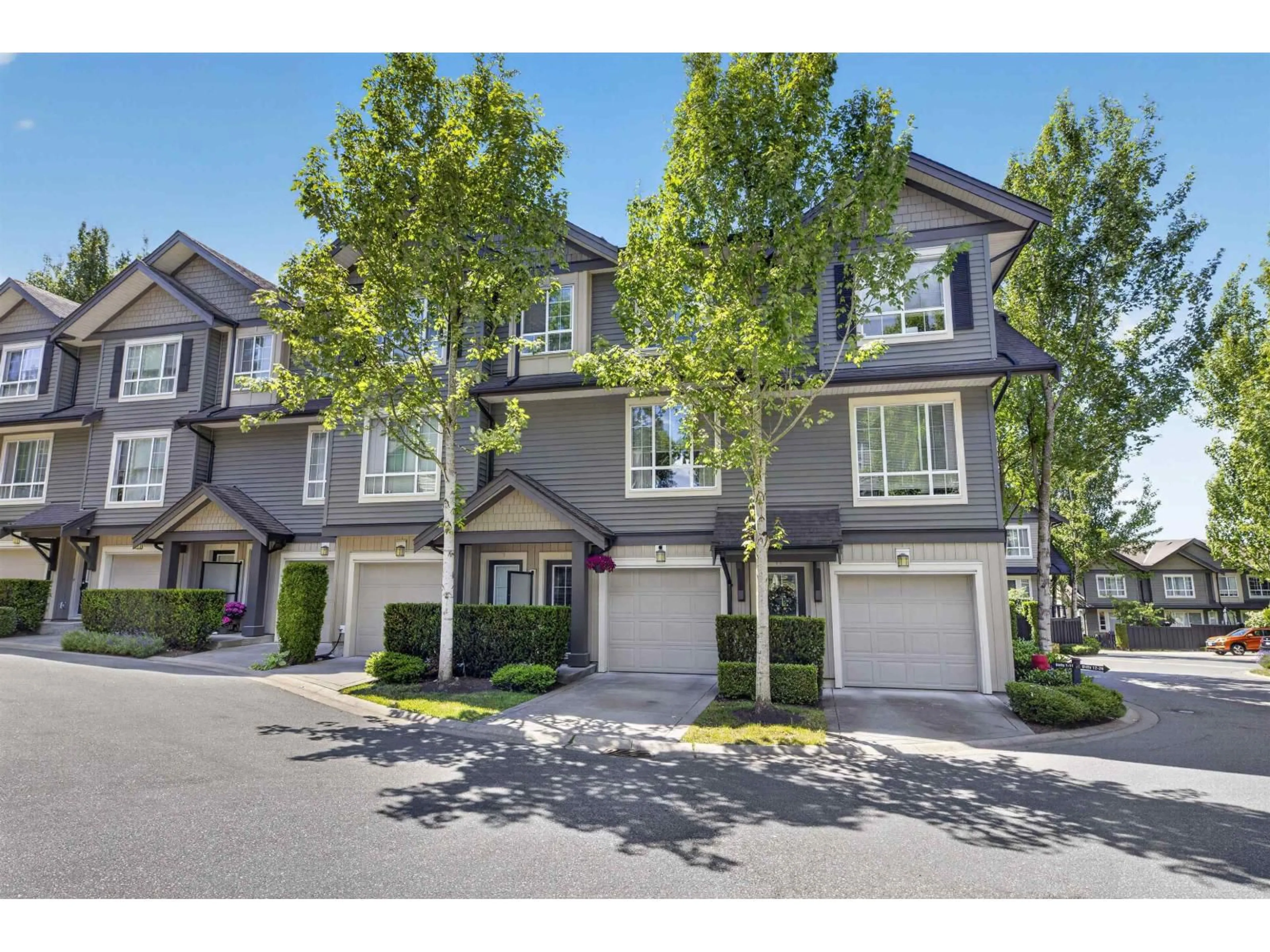 Unknown for 10 - 4967 220 STREET, Langley British Columbia V3A0G3