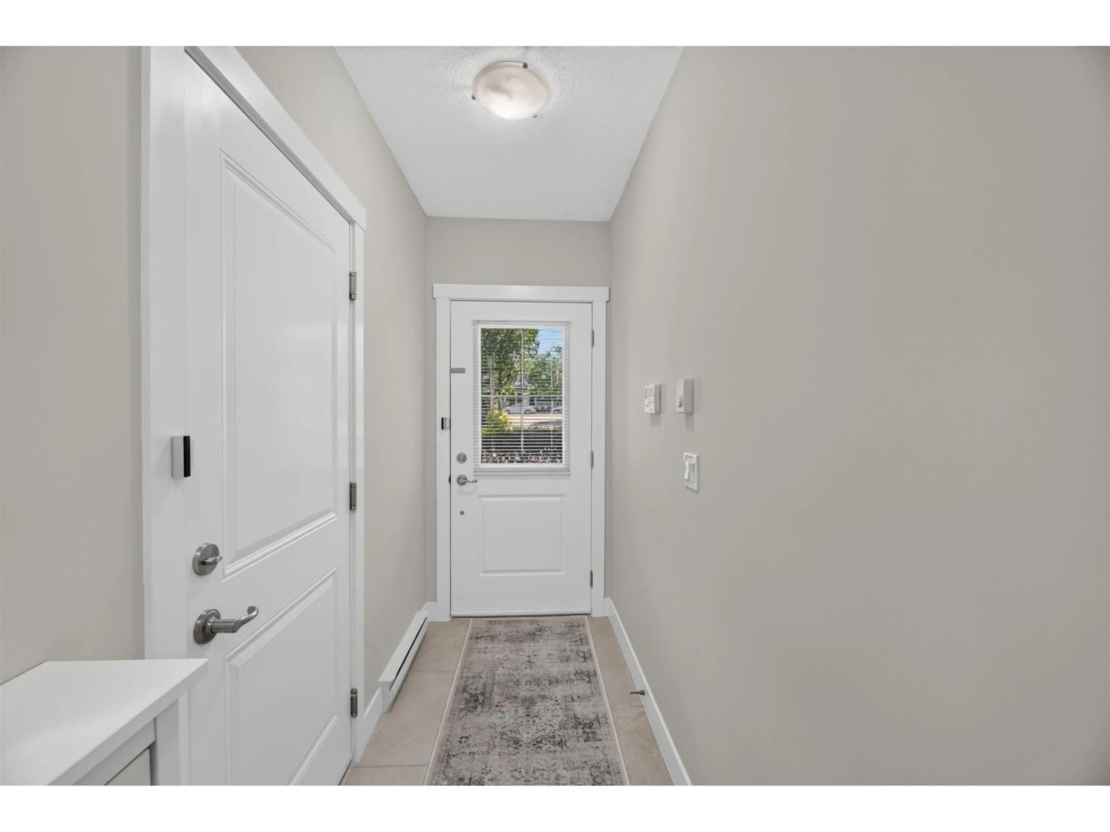 Indoor entryway for 10 - 4967 220 STREET, Langley British Columbia V3A0G3