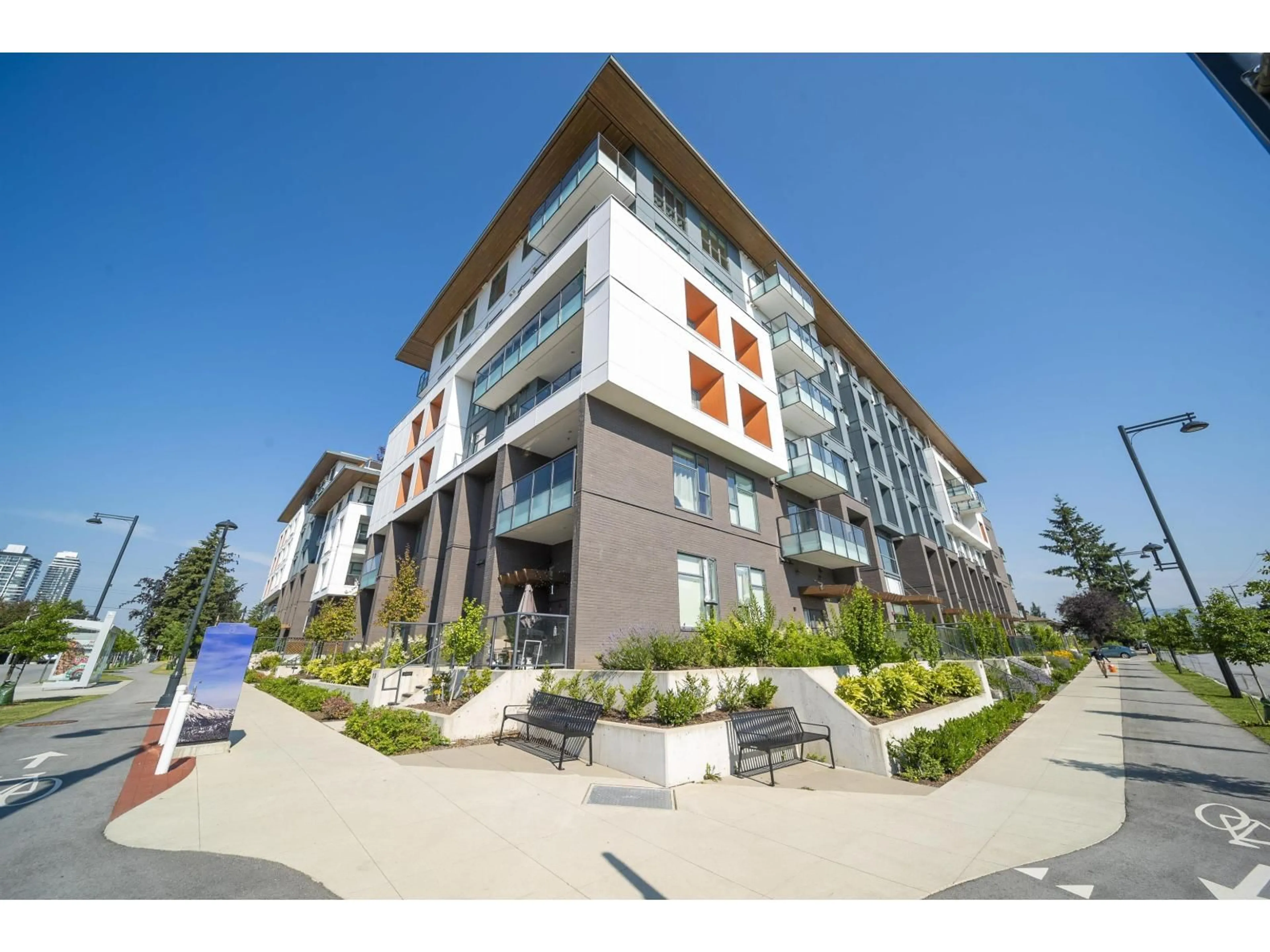 Unknown for 611 - 10829 140 STREET, Surrey British Columbia V3R0H4
