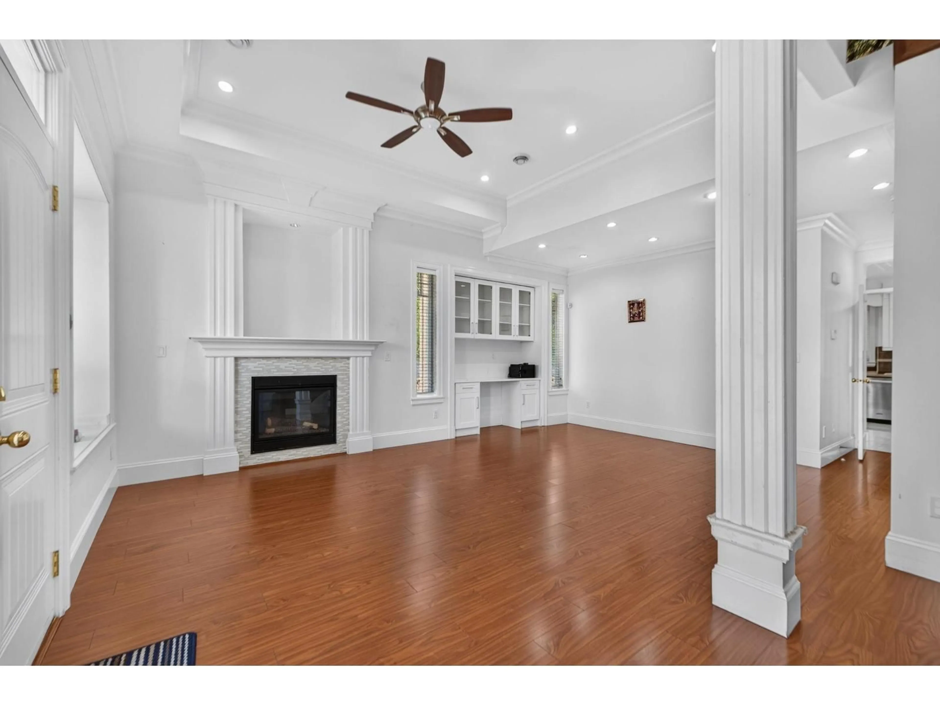 A pic of a room for 13296 62A AVENUE, Surrey British Columbia V3X0A9