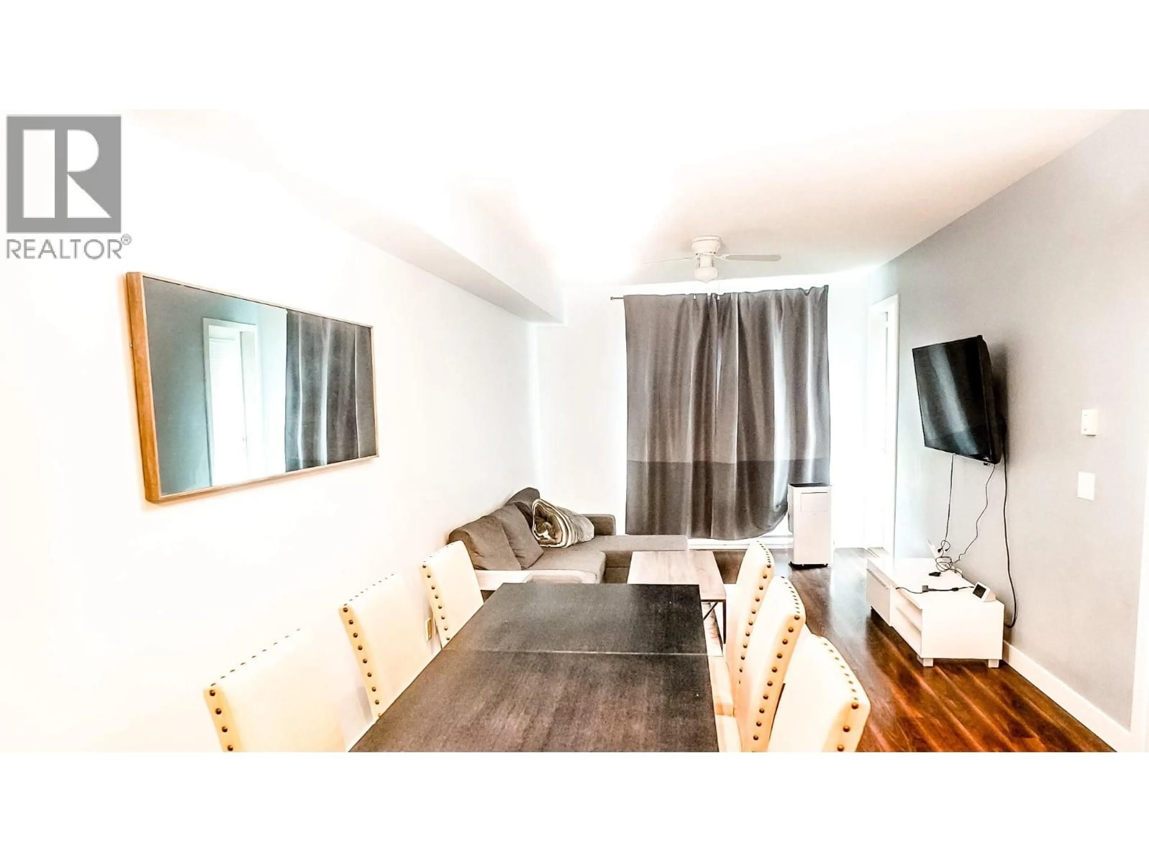 Living room with furniture, wood/laminate floor for 308 - 12040 222 STREET, Maple Ridge British Columbia V2X5W1