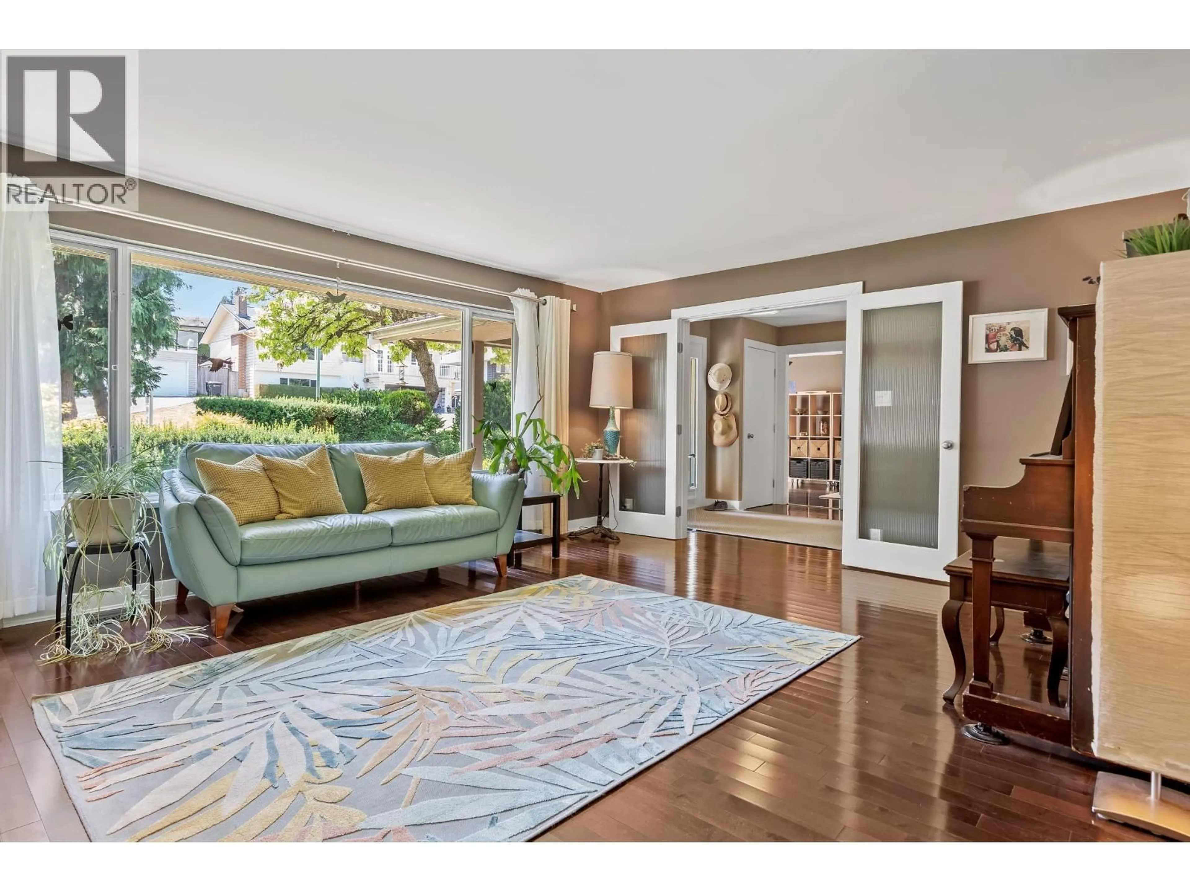 Living room with furniture, unknown for 7965 BURNFIELD CRESCENT, Burnaby British Columbia V5E2B8
