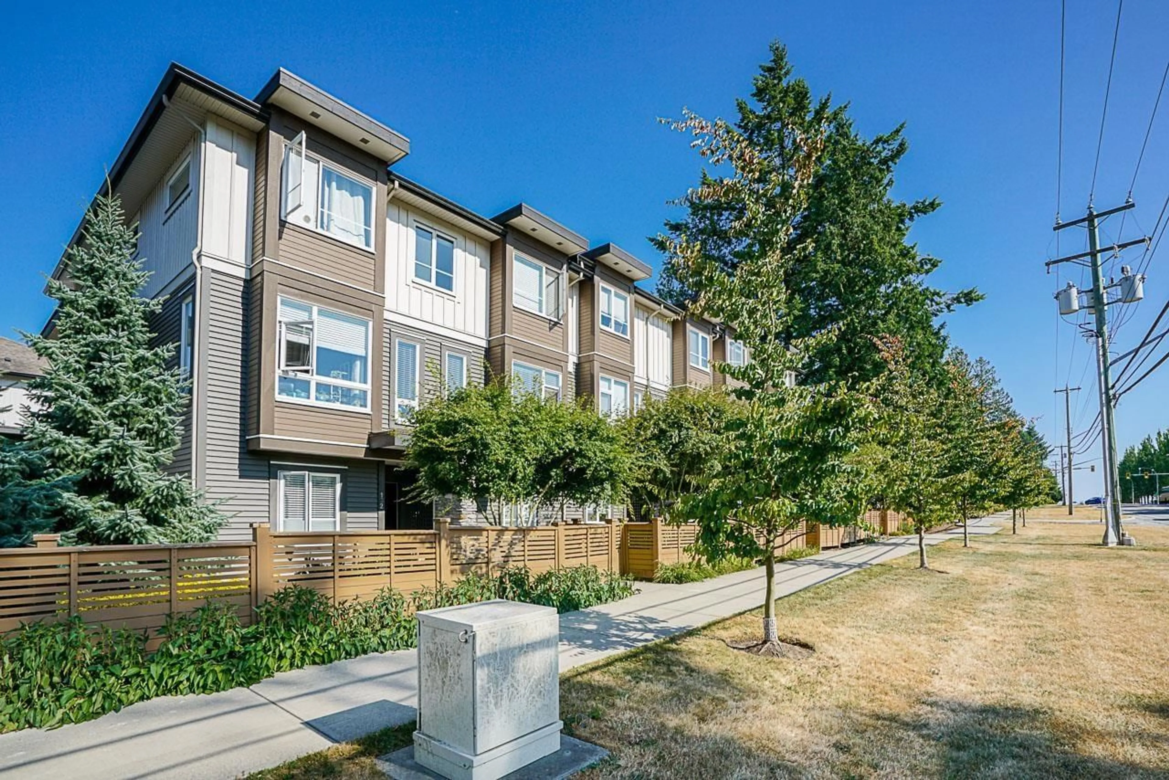 Unknown for 129 - 5888 144 STREET, Surrey British Columbia V3X0G8