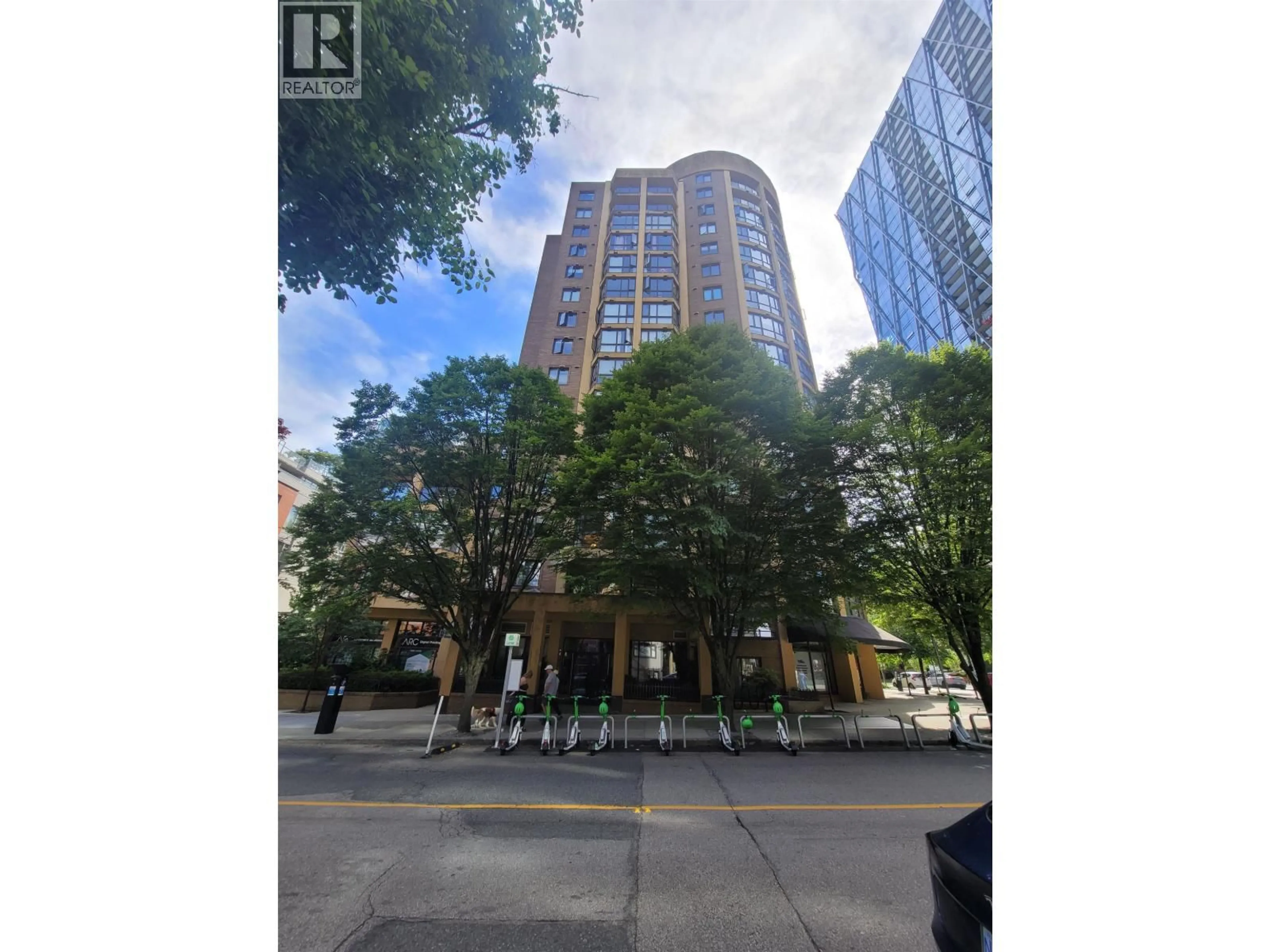 Unknown for 214 - 488 HELMCKEN STREET, Vancouver British Columbia V6B6E4
