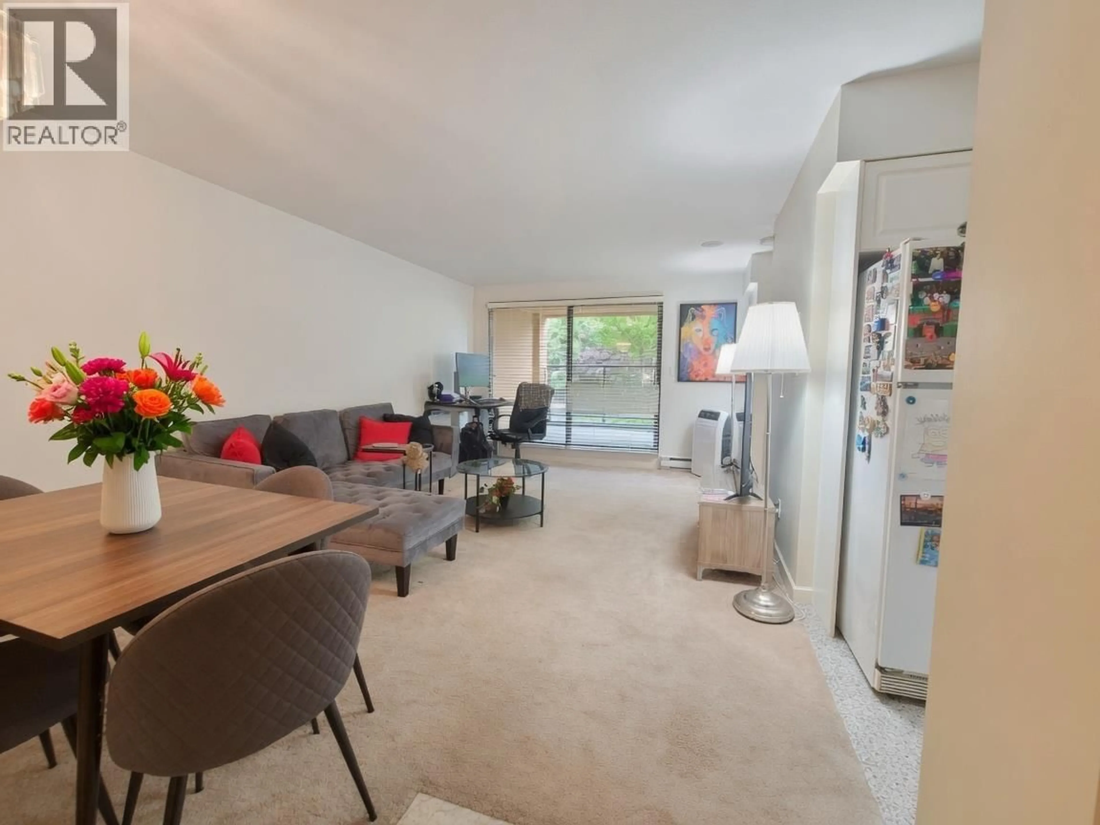 A pic of a room for 214 - 488 HELMCKEN STREET, Vancouver British Columbia V6B6E4