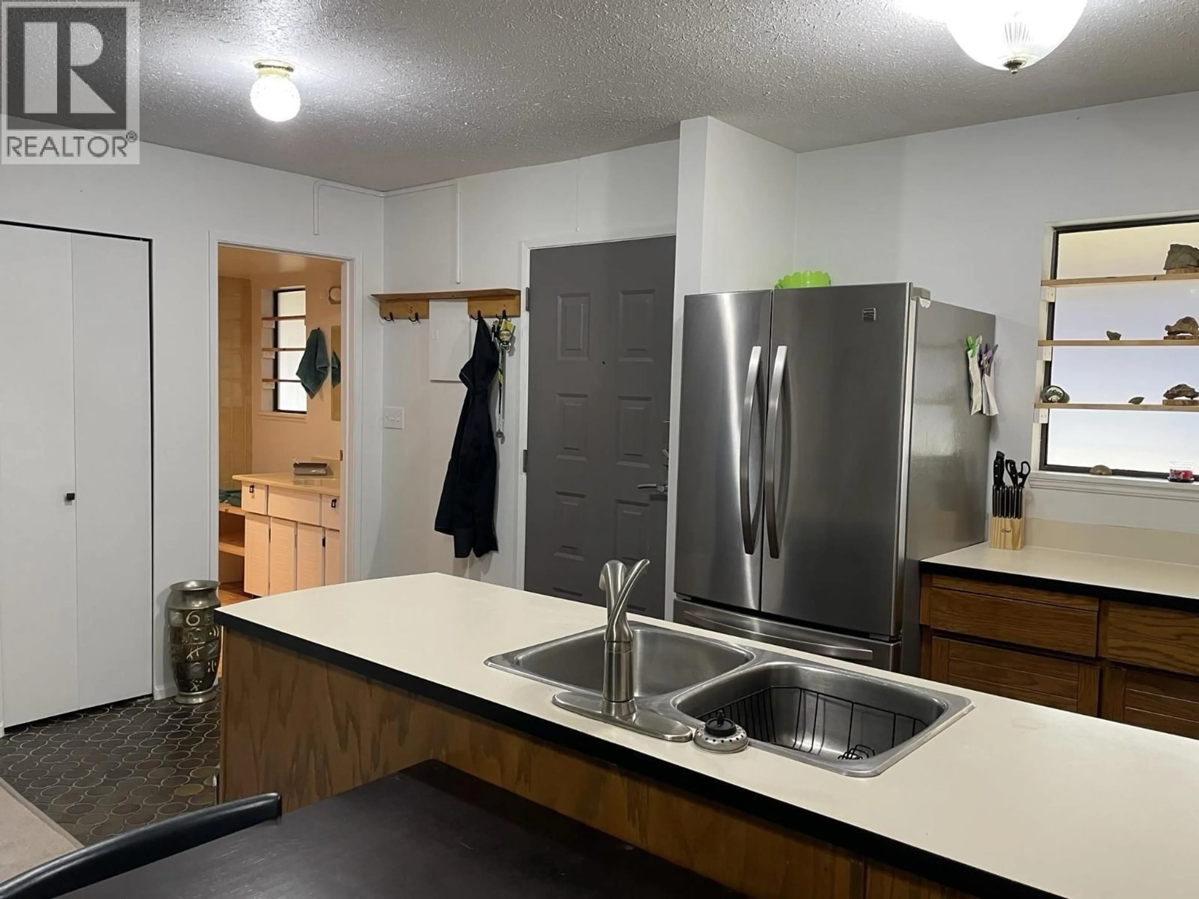 Unknown for 10 - 4832 LAZELLE AVENUE, Terrace British Columbia V8G1T4