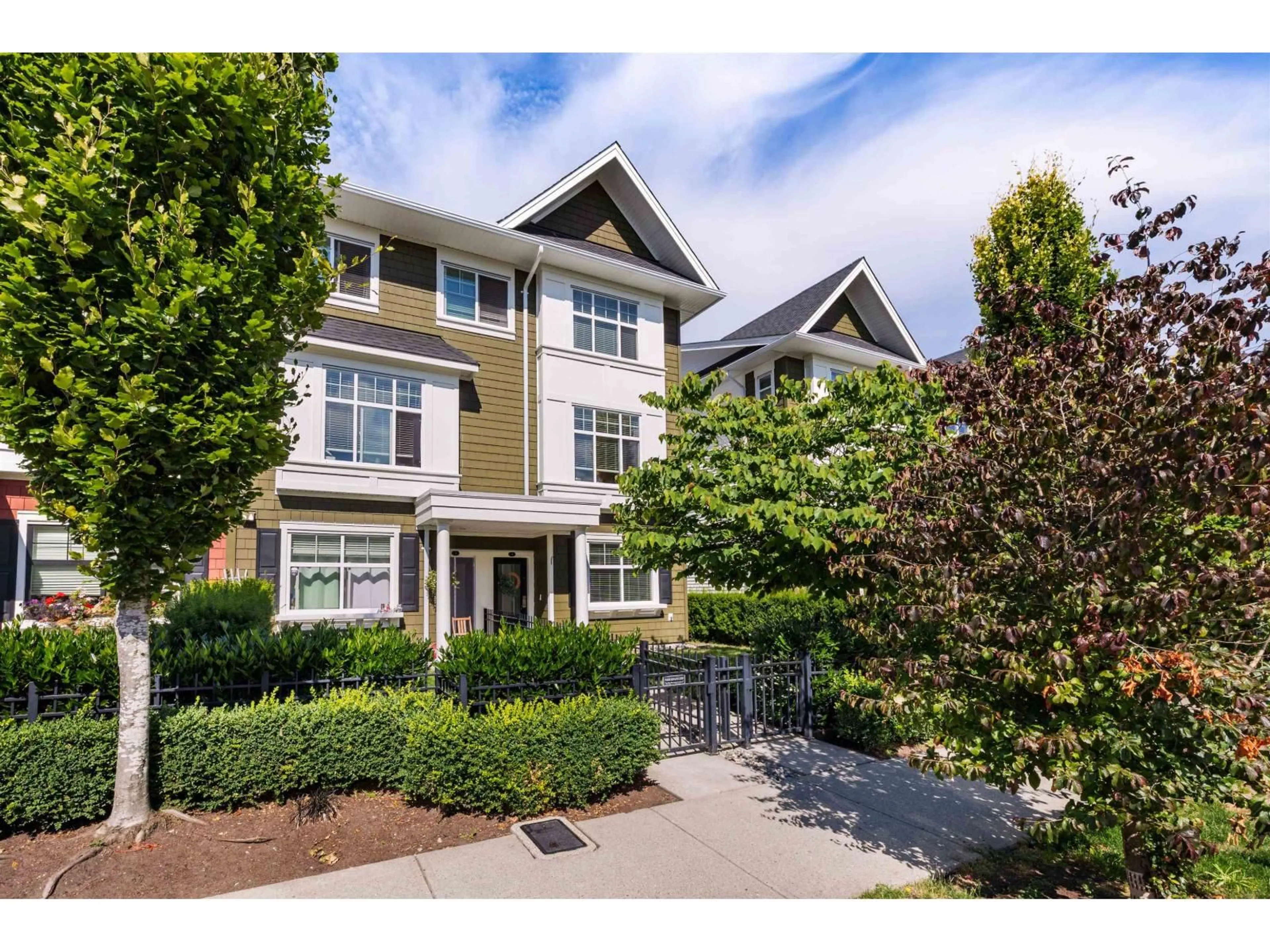 Unknown for 4 - 27735 ROUNDHOUSE DRIVE, Abbotsford British Columbia V4X0B9