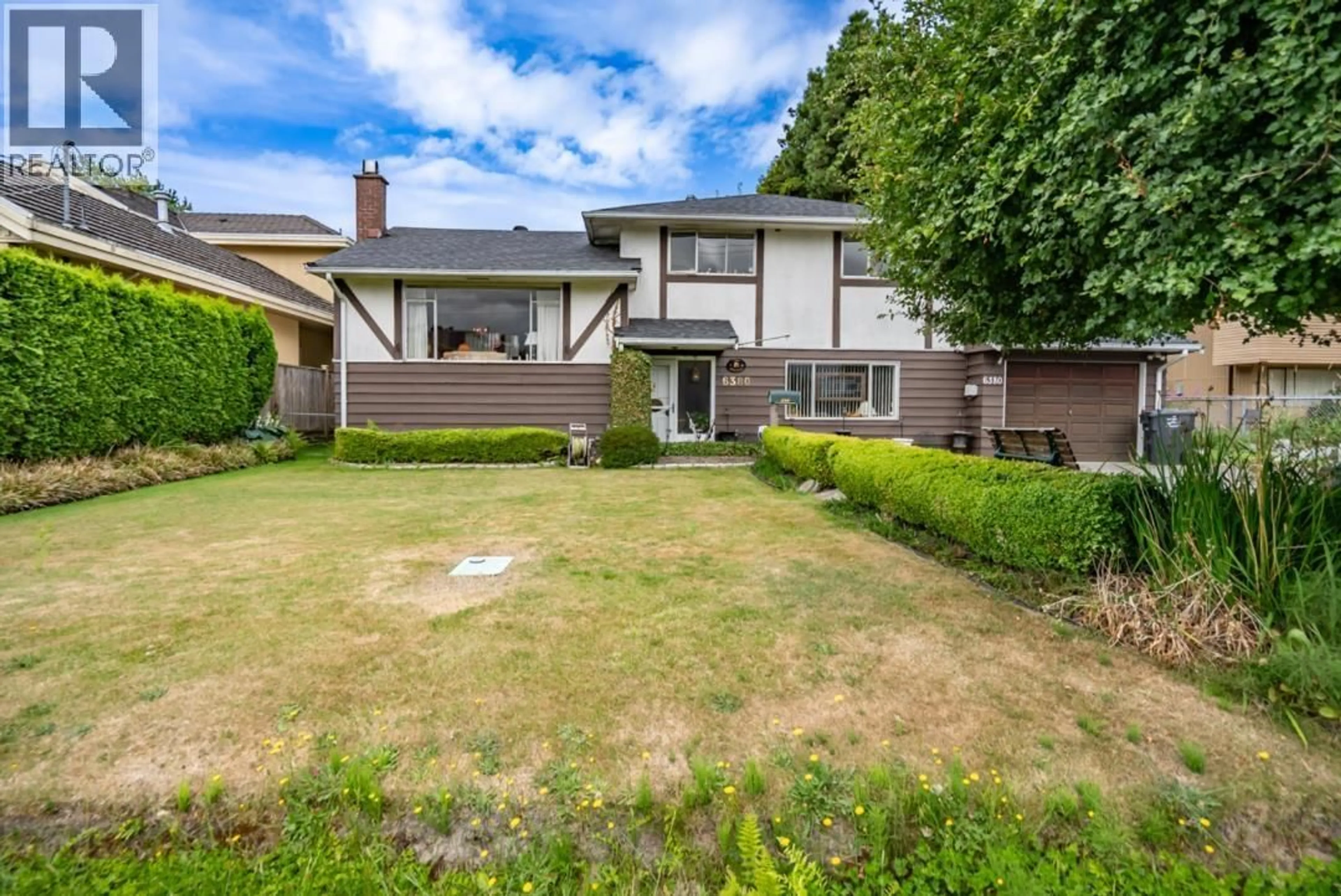 A pic from outside/outdoor area/front of a property/back of a property/a pic from drone, street for 6380 CHATSWORTH ROAD, Richmond British Columbia V7C3S3