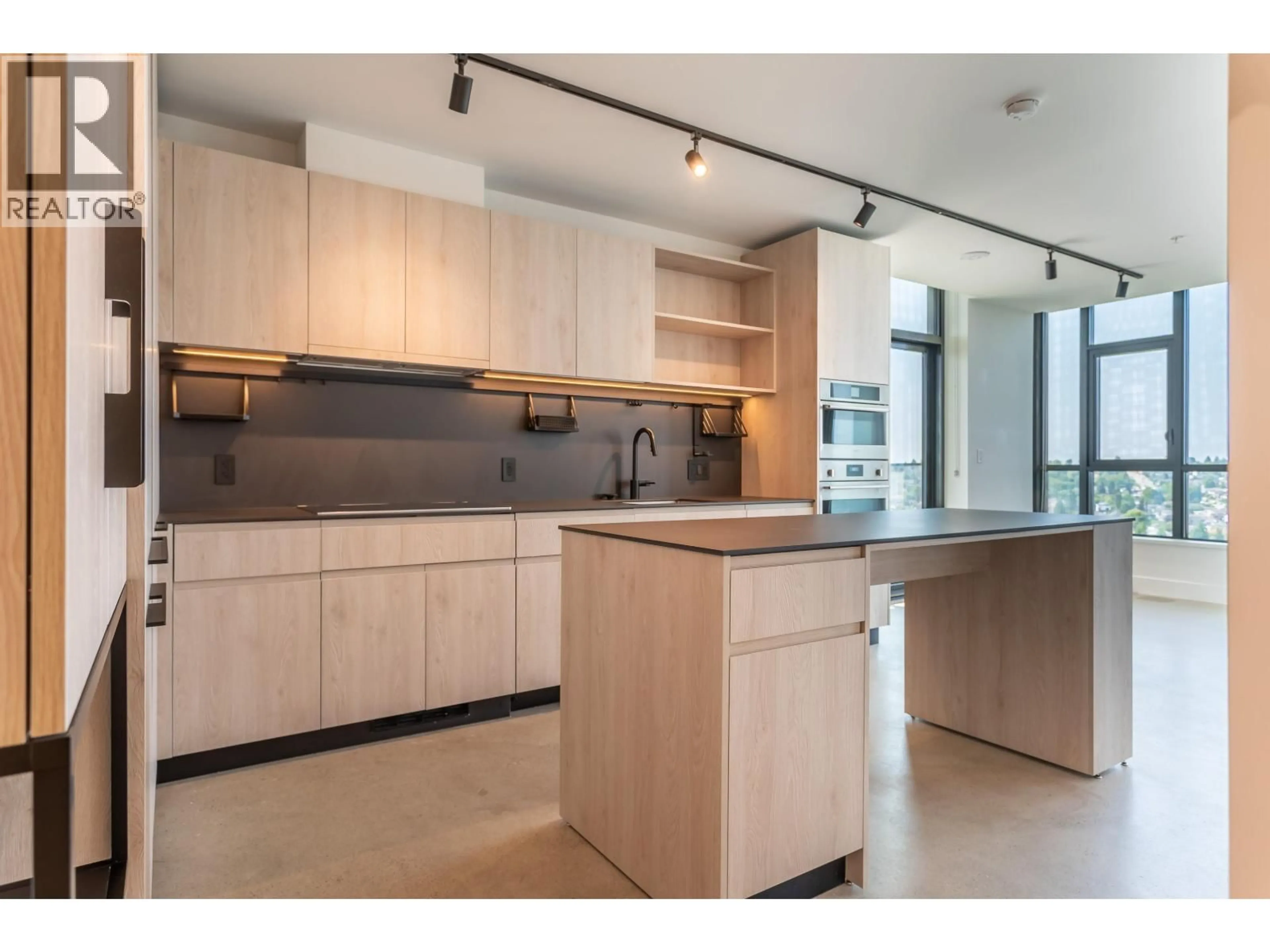 Unknown for 1302 - 3996 DUMFRIES STREET, Vancouver British Columbia V5N0J1