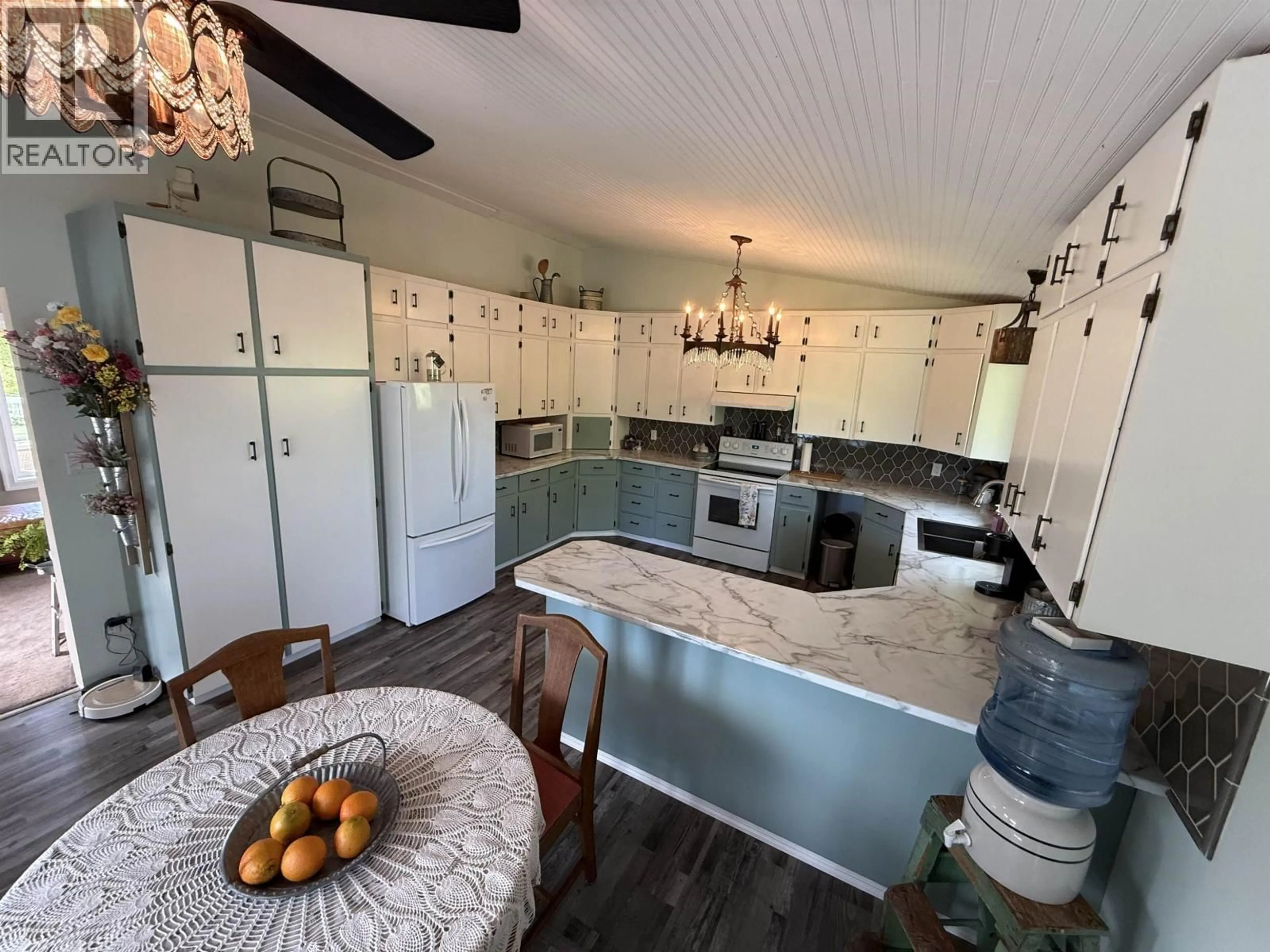 Open concept kitchen, ceramic/tile floor for 6417 NORTH PINE ROAD, Fort St. John British Columbia V0C2A0