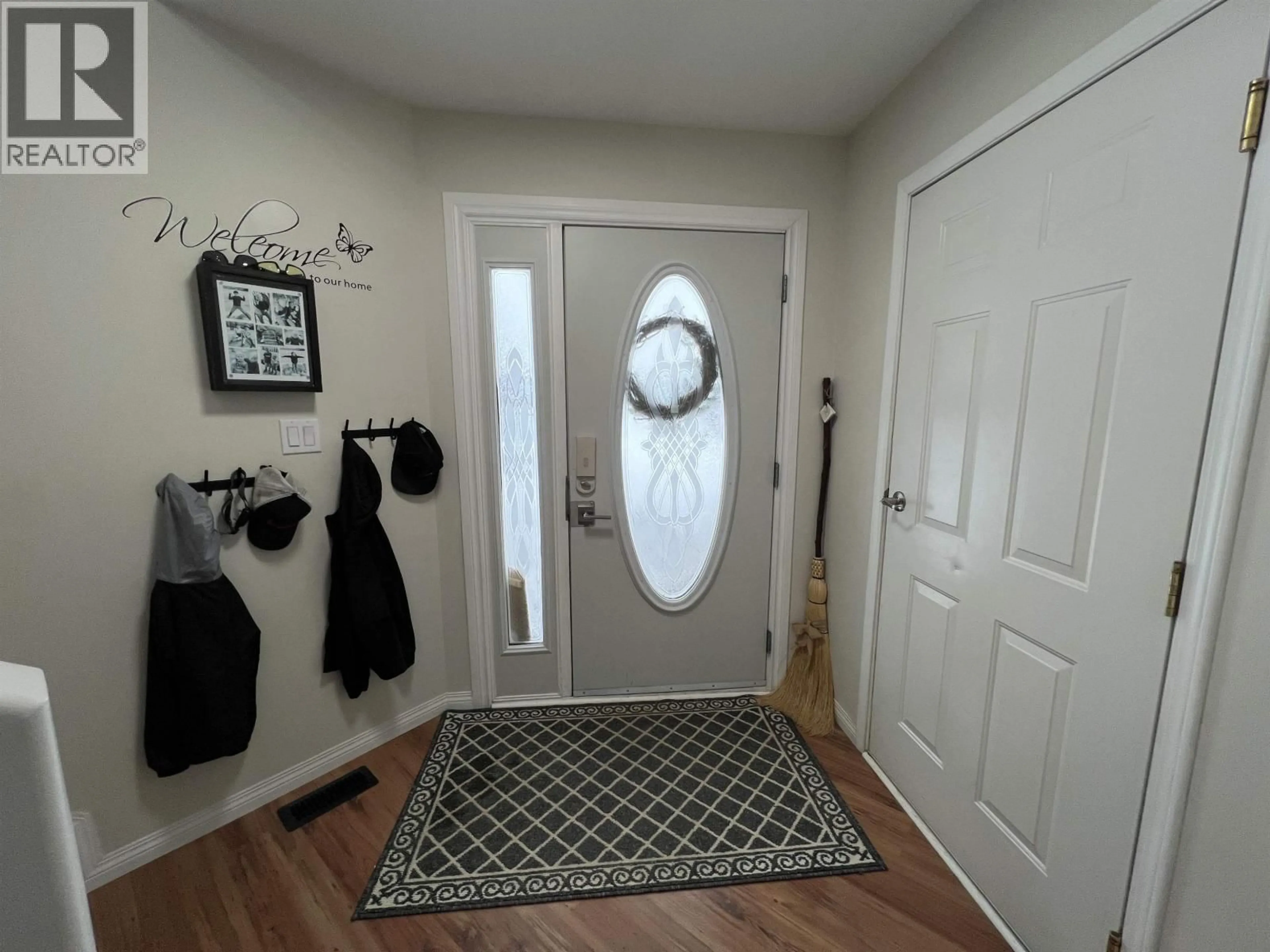 Indoor entryway for 5517 57 AVENUE, Fort Nelson British Columbia V0C1R0