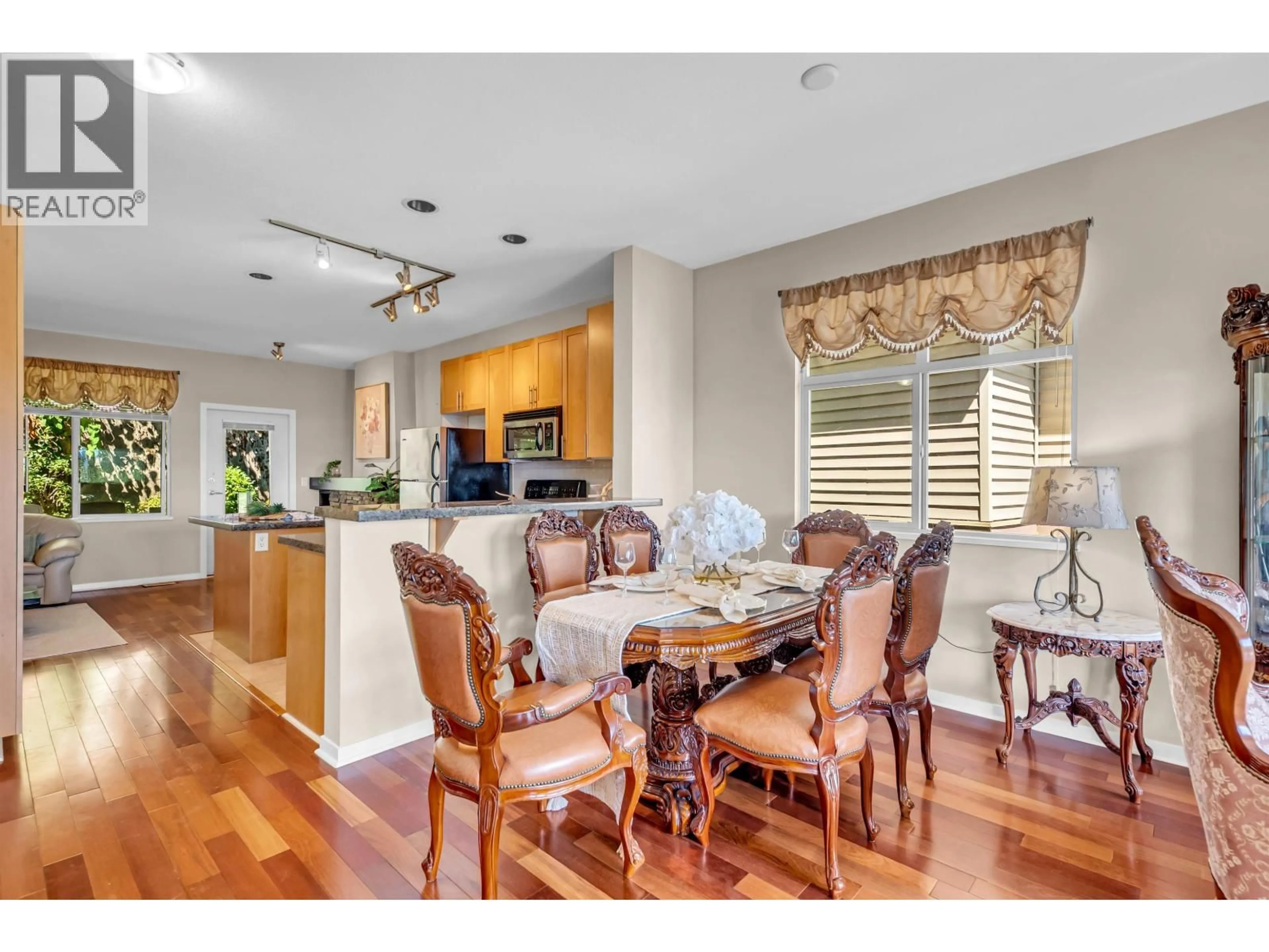 Open concept kitchen, unknown for 6 - 320 DECAIRE STREET, Coquitlam British Columbia V3K7C3