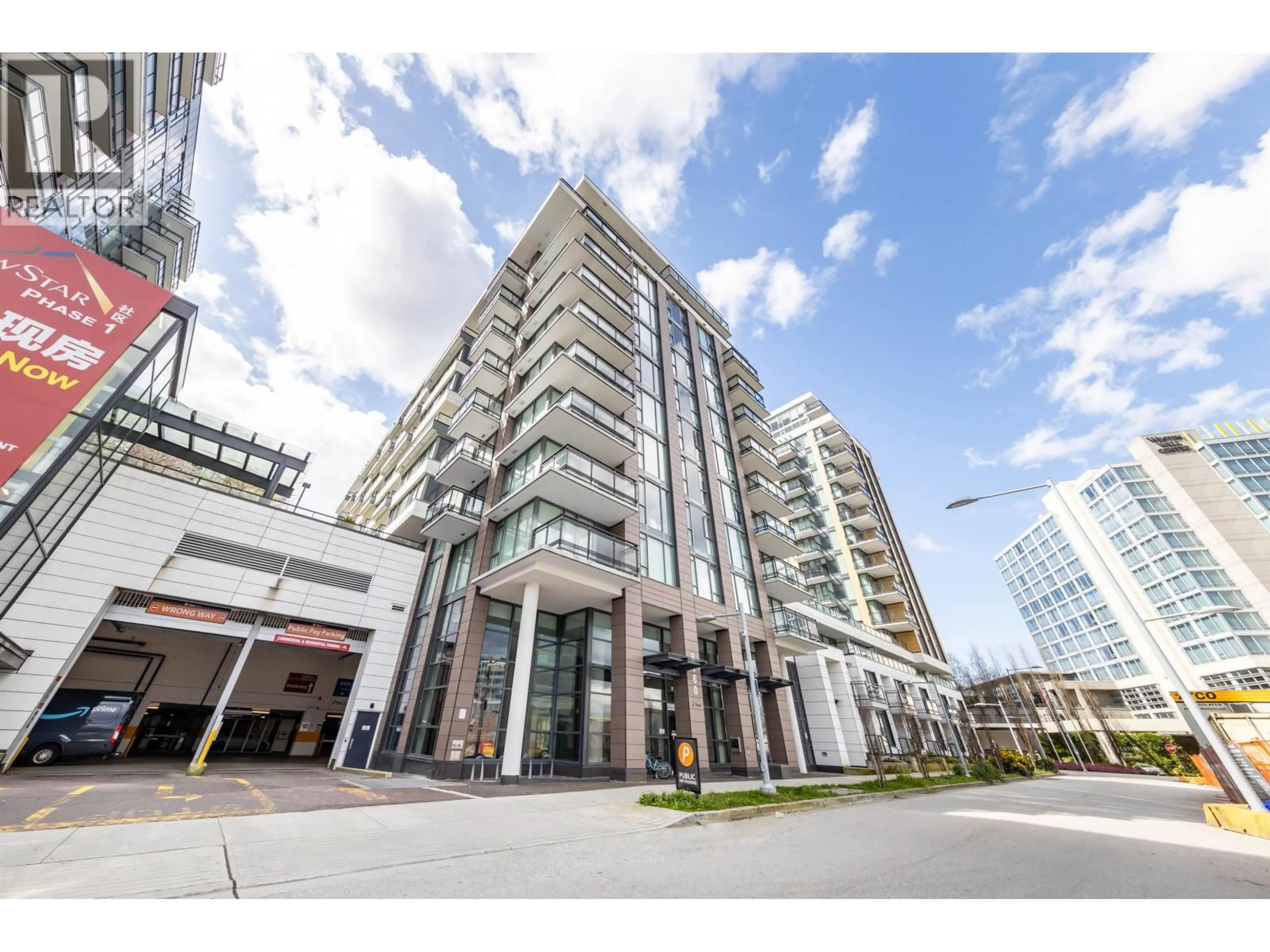 Indoor foyer for 709 - 8160 MCMYN WAY, Richmond British Columbia V6X0V2