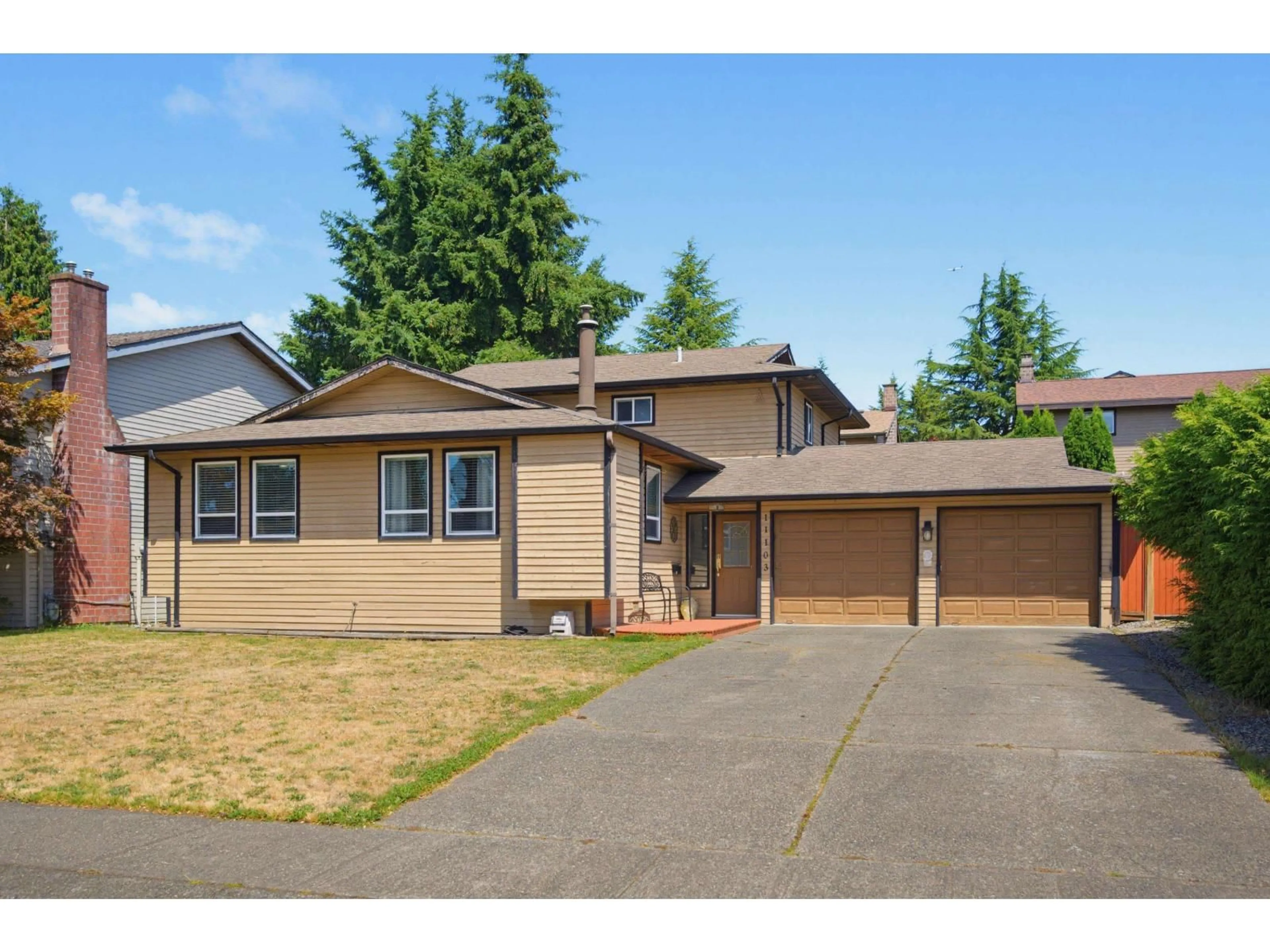 Home with vinyl exterior material, street for 11103 SCARBOROUGH DRIVE, Delta British Columbia V4C7S1