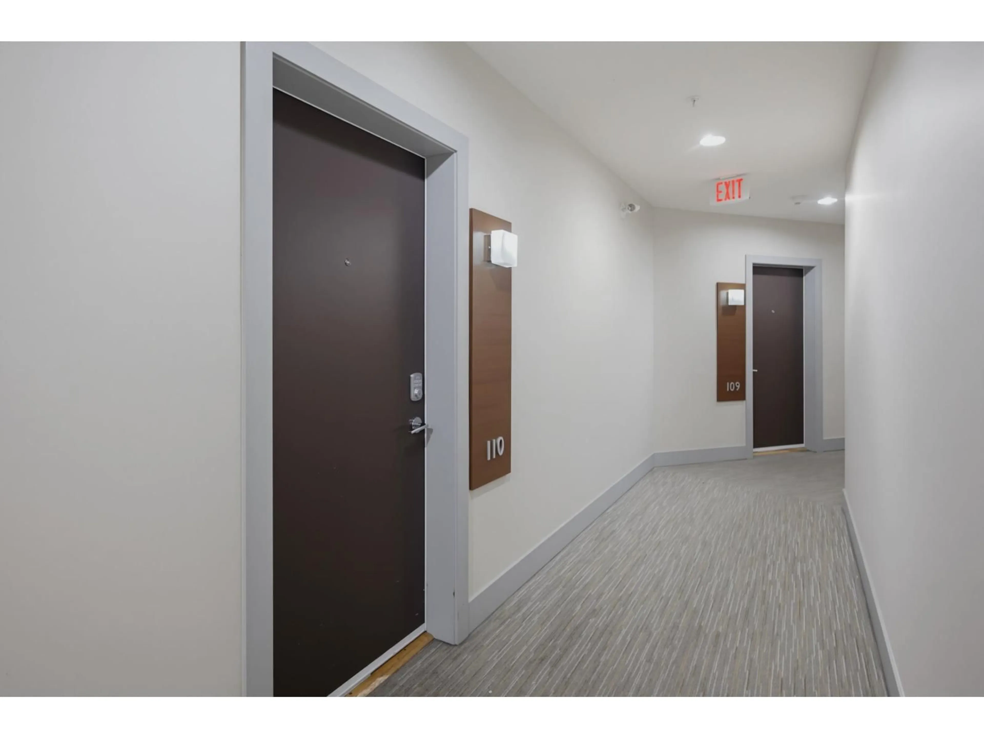 Indoor foyer for 110 - 6430 194 STREET, Surrey British Columbia V4N6J7