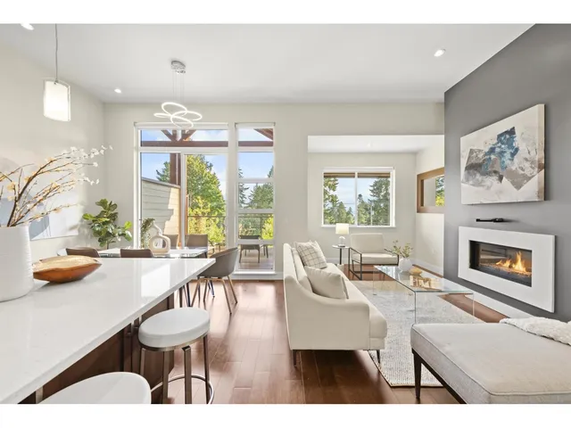209 - 13585 16 AVENUE, Surrey 4