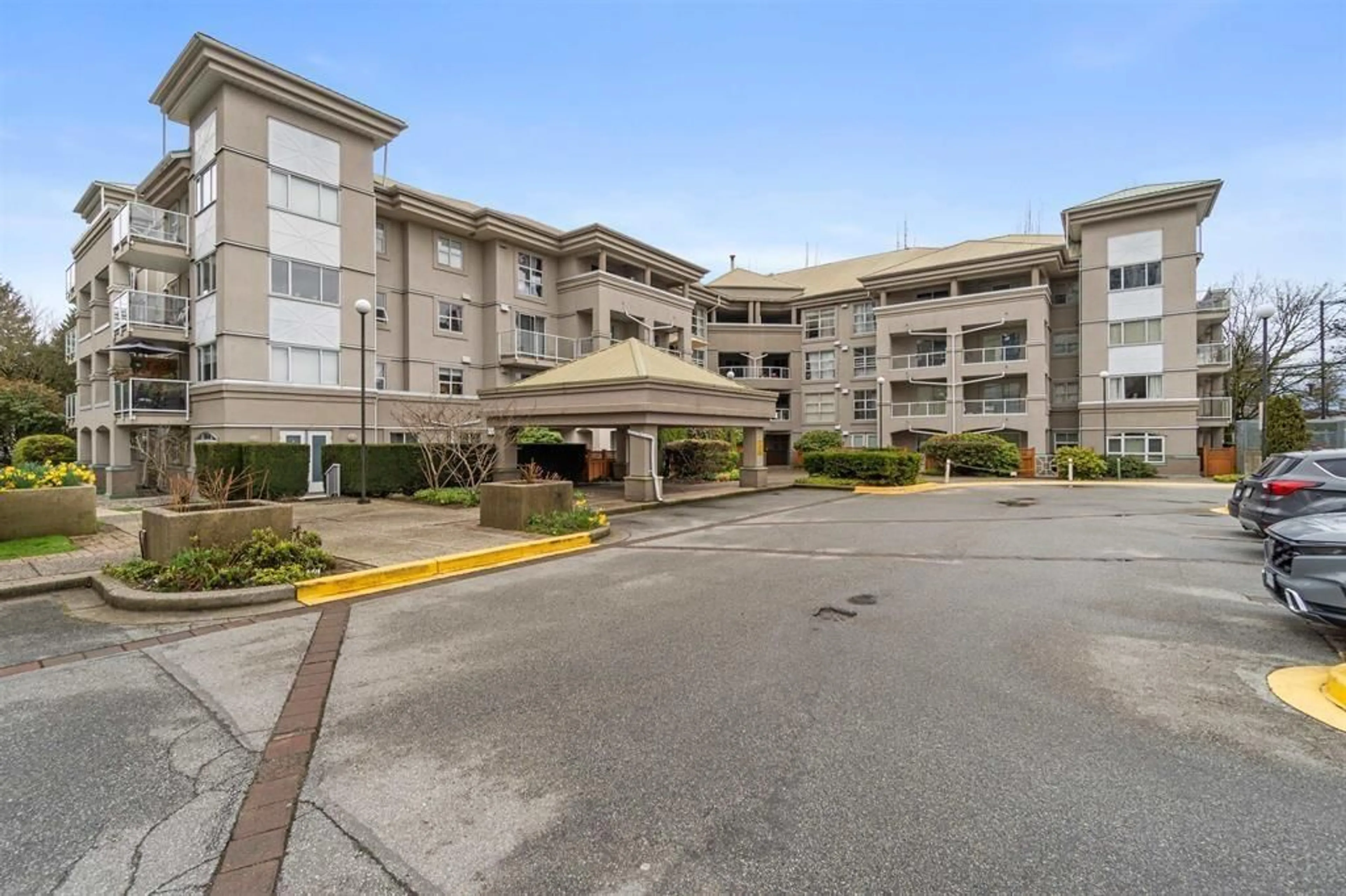 Unknown for 407 - 10533 UNIVERSITY DRIVE, Surrey British Columbia V3T5T7