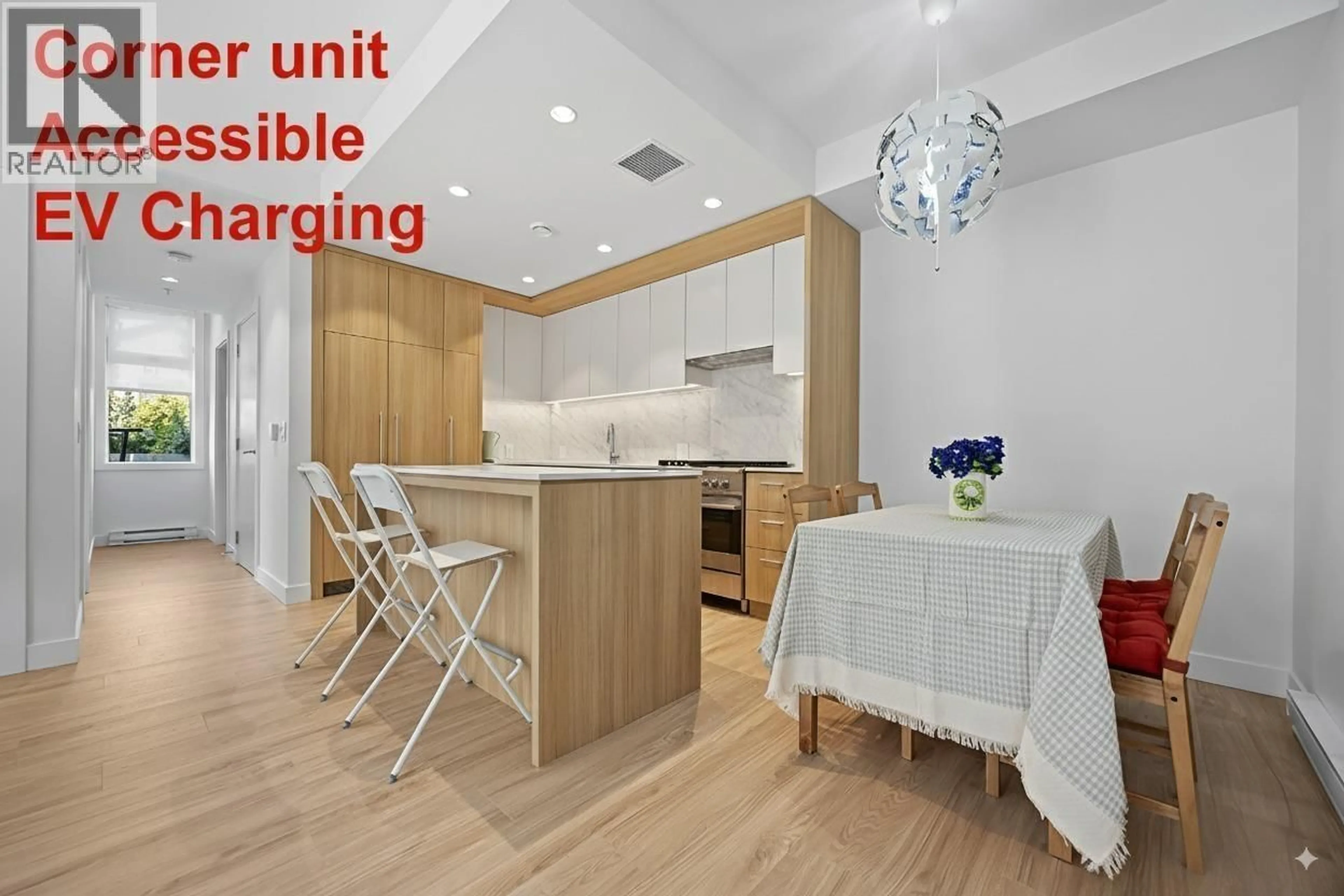 Standard kitchen, unknown for 611 - 6085 IRMIN STREET, Burnaby British Columbia V5J0J7