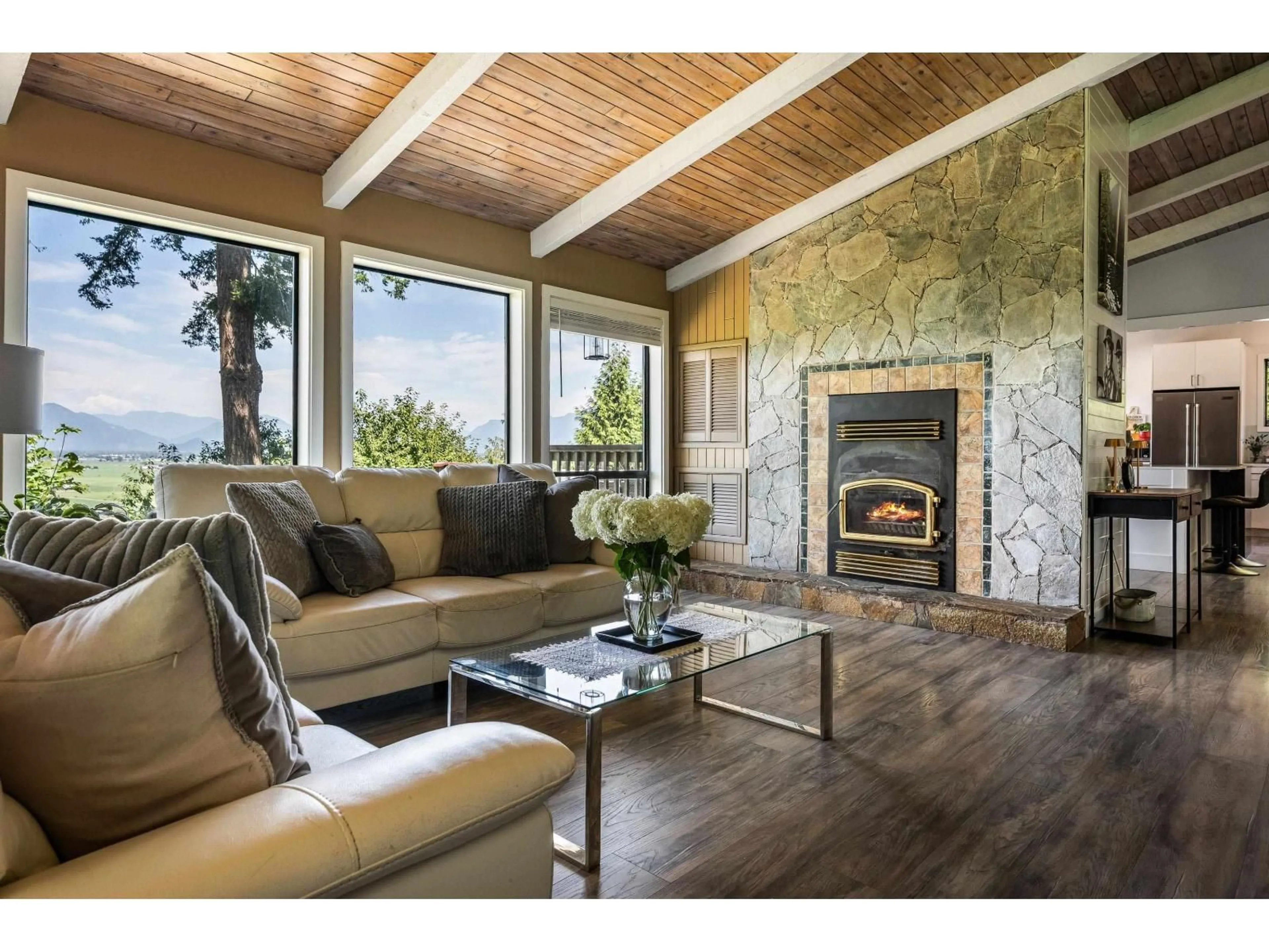 Living room with furniture, wood/laminate floor for 47750 ELK VIEW ROAD, Chilliwack British Columbia V2R4S5